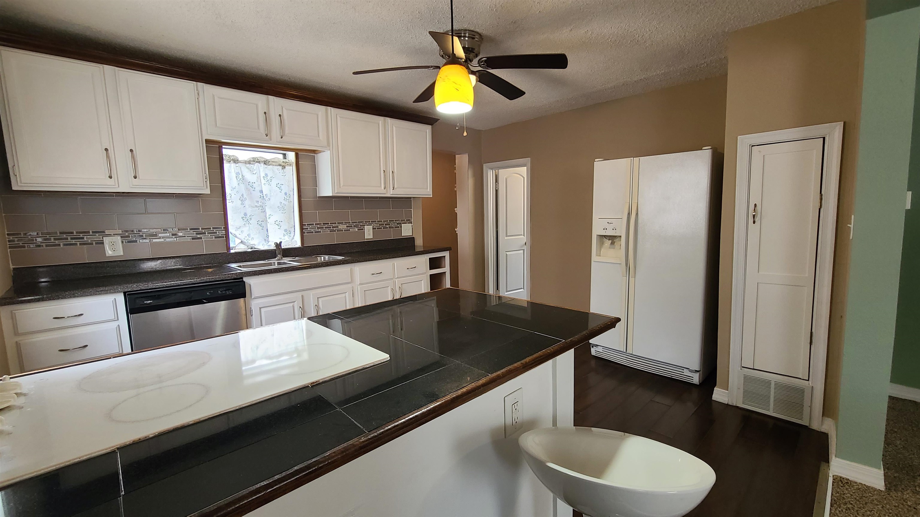 812 E 4th St, Wellington, Kansas image 7