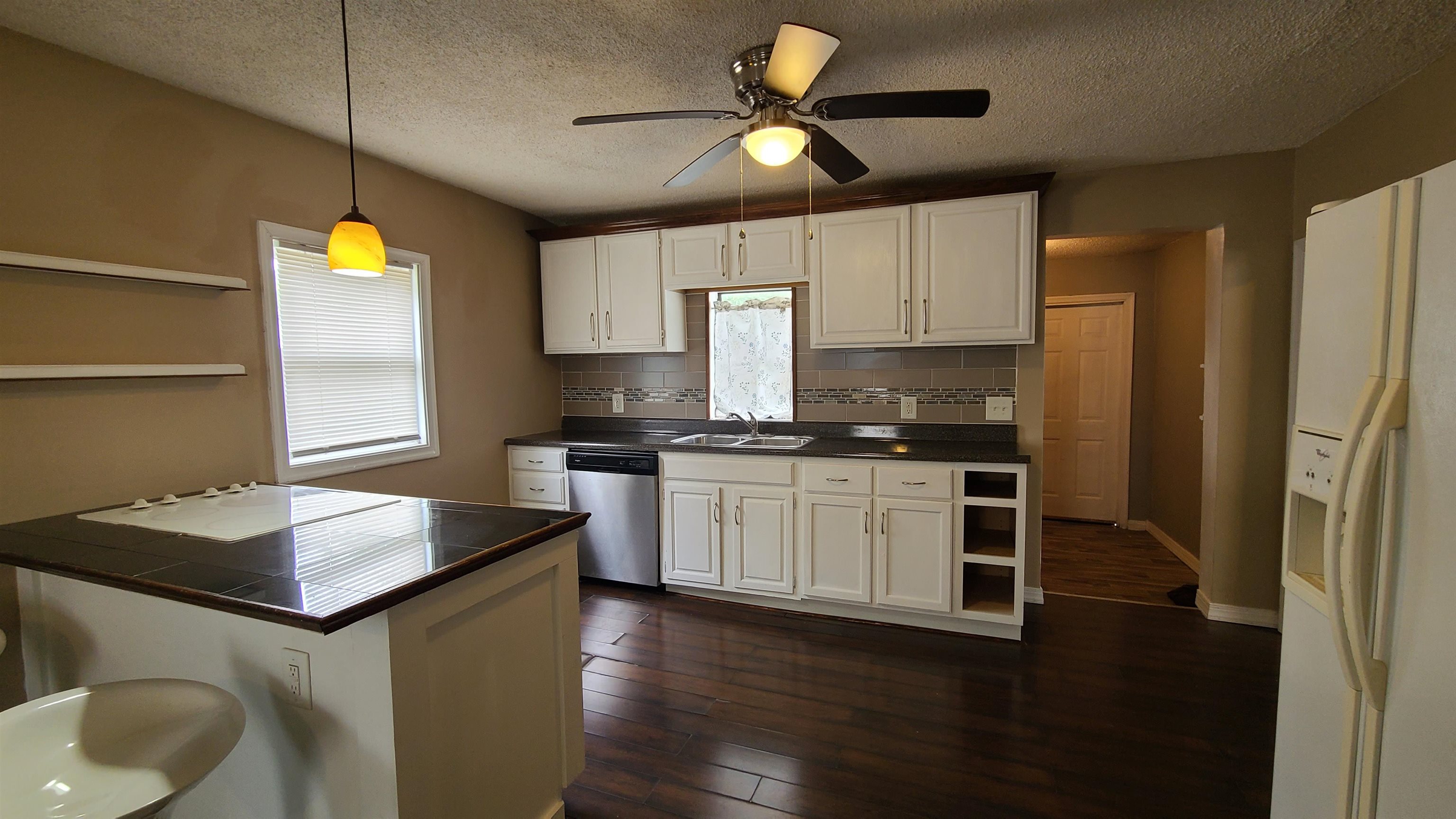 812 E 4th St, Wellington, Kansas image 6