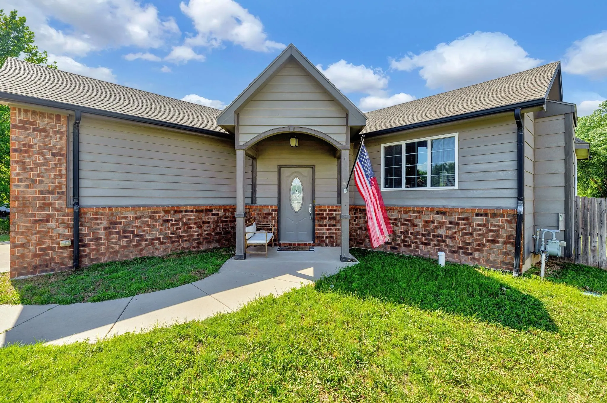 Wichita, Kansas 67216, United States, 4 Bedrooms Bedrooms, ,3 BathroomsBathrooms,Residential,Active,160750