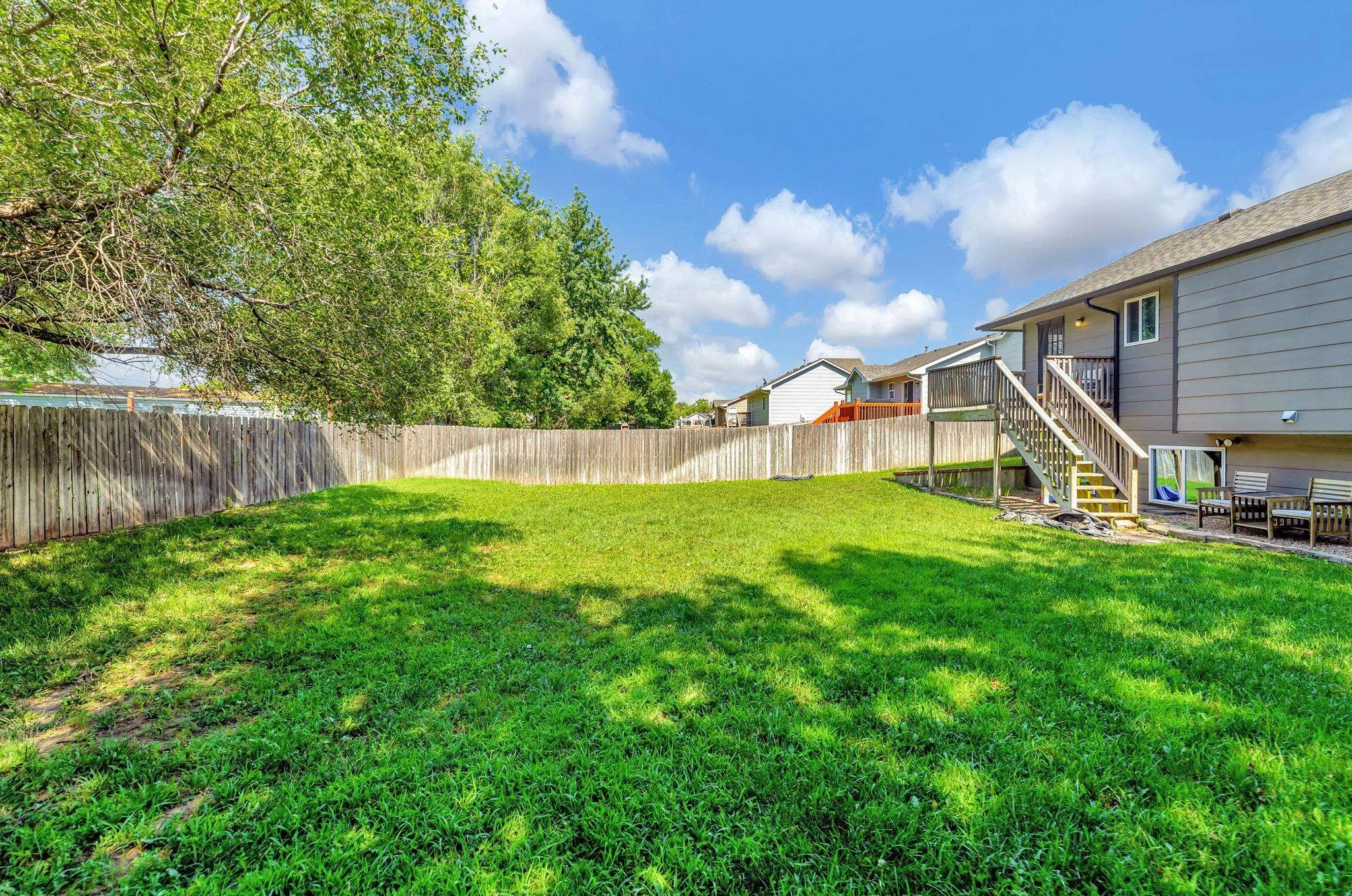 Wichita, Kansas 67216, United States, 4 Bedrooms Bedrooms, ,3 BathroomsBathrooms,Residential,Active,160750