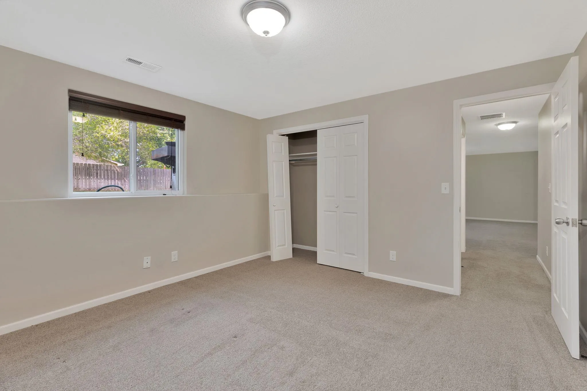 Wichita, Kansas 67216, United States, 4 Bedrooms Bedrooms, ,3 BathroomsBathrooms,Residential,Active,160750