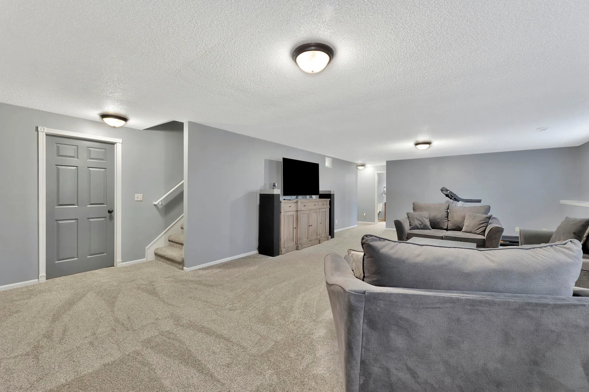 Clearwater, Kansas 67026, United States, 4 Bedrooms Bedrooms, ,3 BathroomsBathrooms,Residential,Active,248796