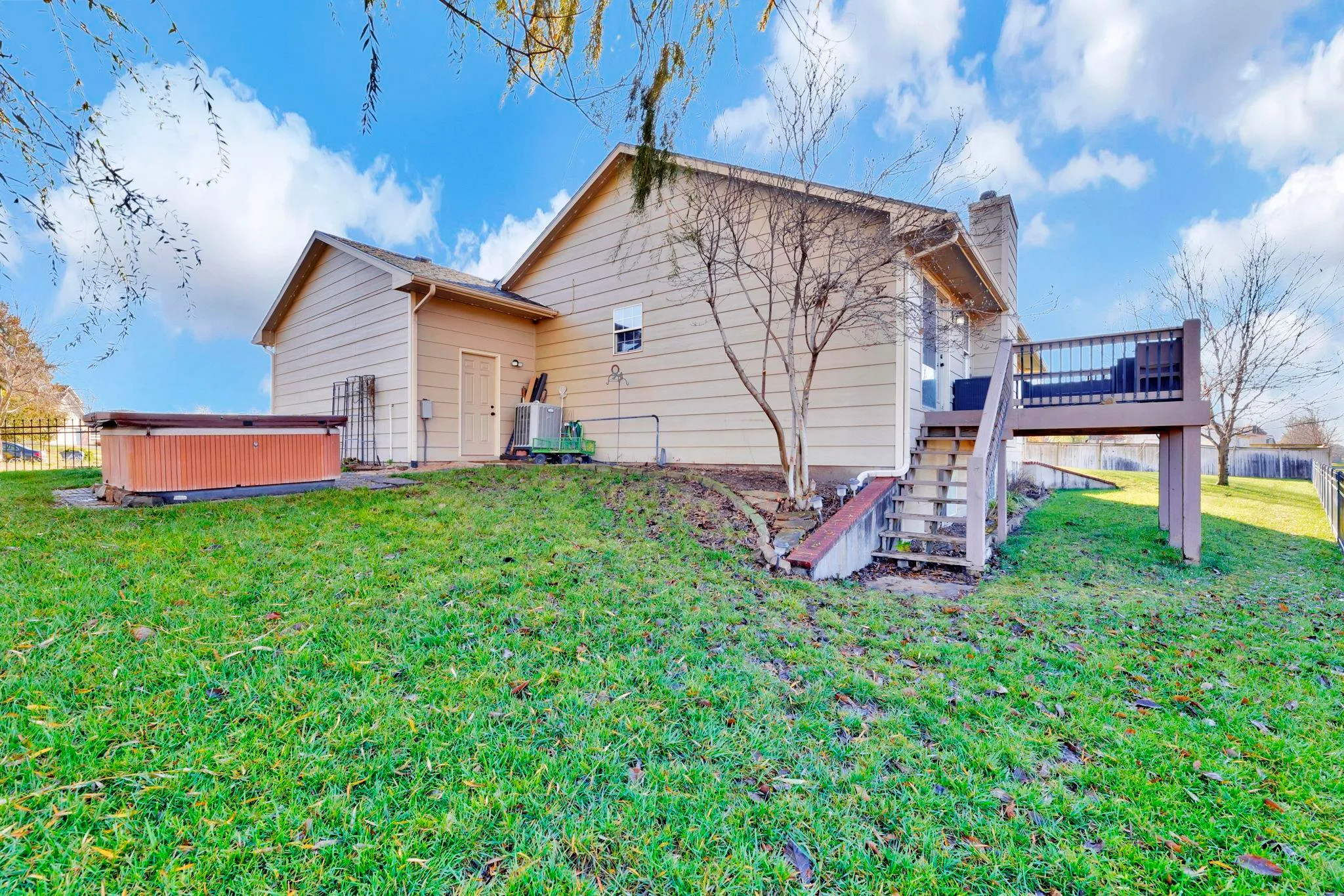 Clearwater, Kansas 67026, United States, 4 Bedrooms Bedrooms, ,3 BathroomsBathrooms,Residential,Active,248796