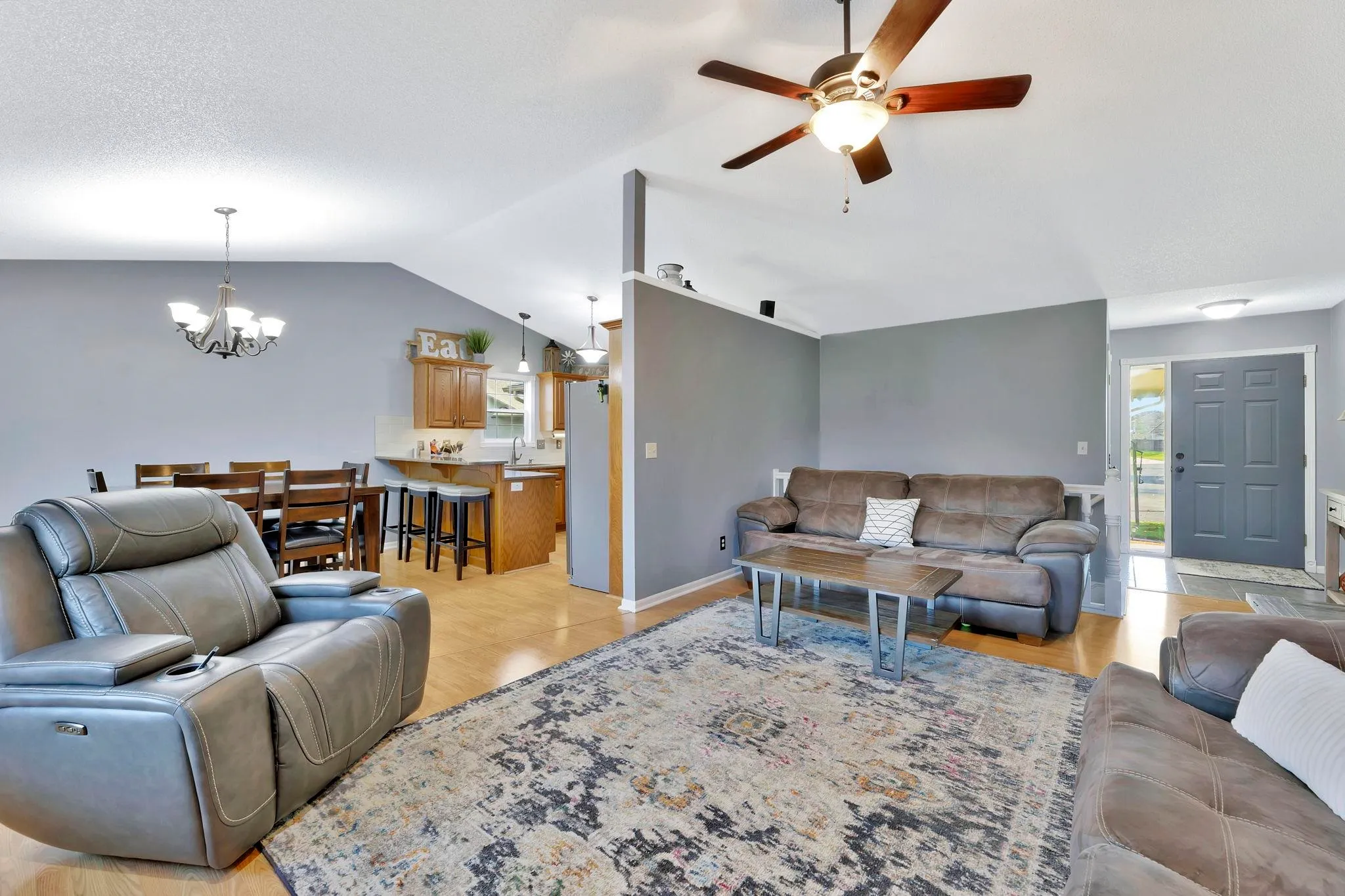 Clearwater, Kansas 67026, United States, 4 Bedrooms Bedrooms, ,3 BathroomsBathrooms,Residential,Active,248796