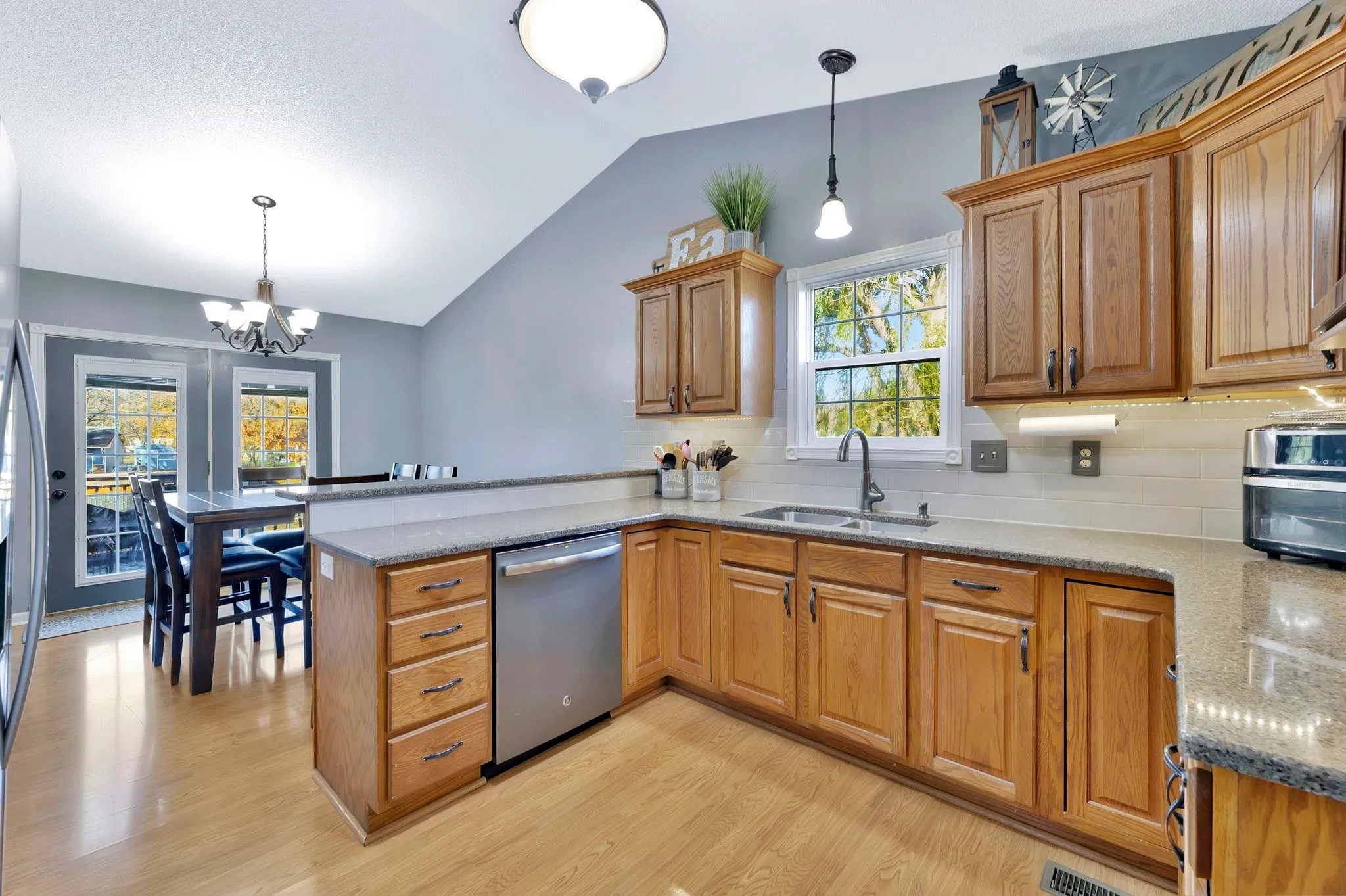 Clearwater, Kansas 67026, United States, 4 Bedrooms Bedrooms, ,3 BathroomsBathrooms,Residential,Active,248796