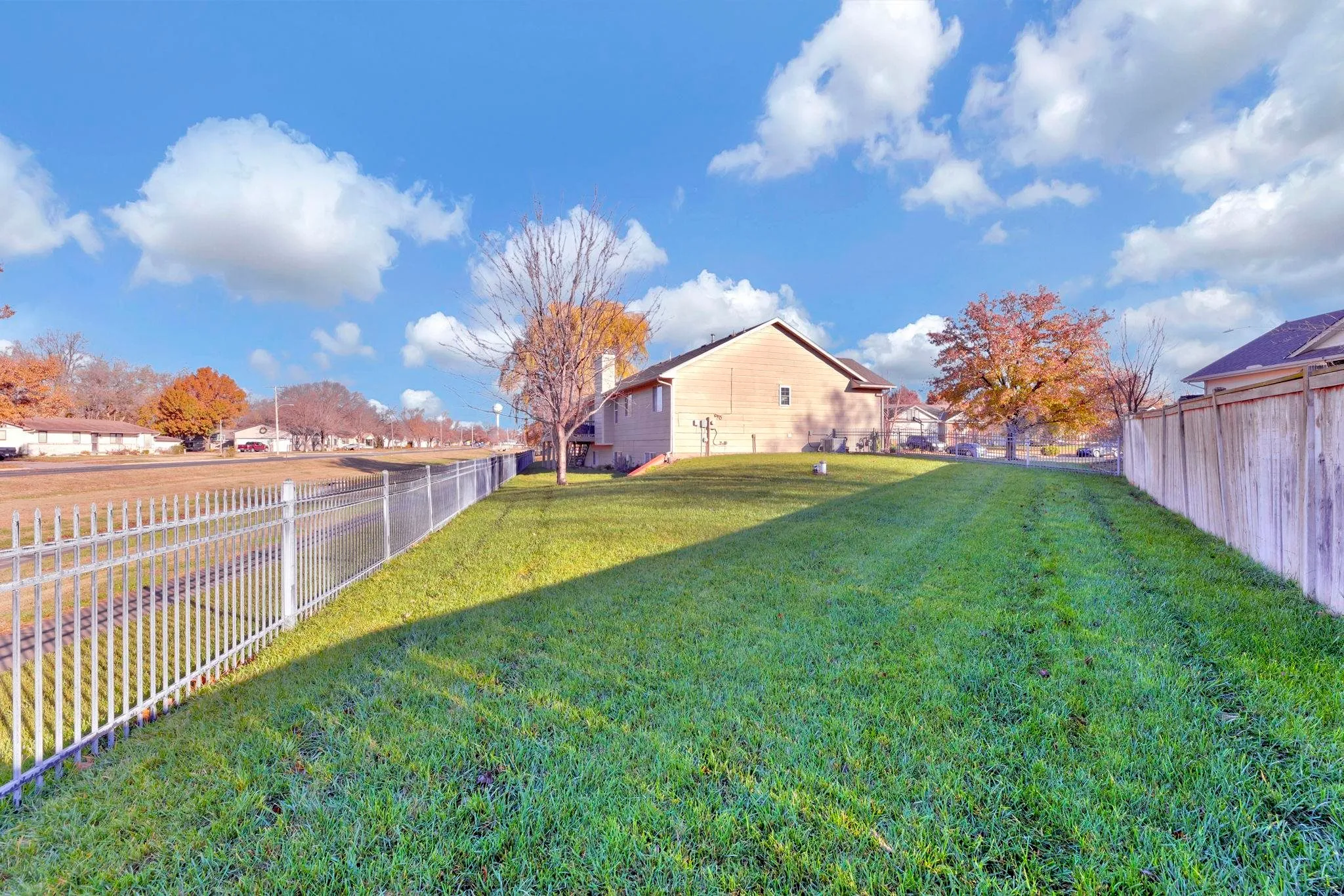 Clearwater, Kansas 67026, United States, 4 Bedrooms Bedrooms, ,3 BathroomsBathrooms,Residential,Active,248796