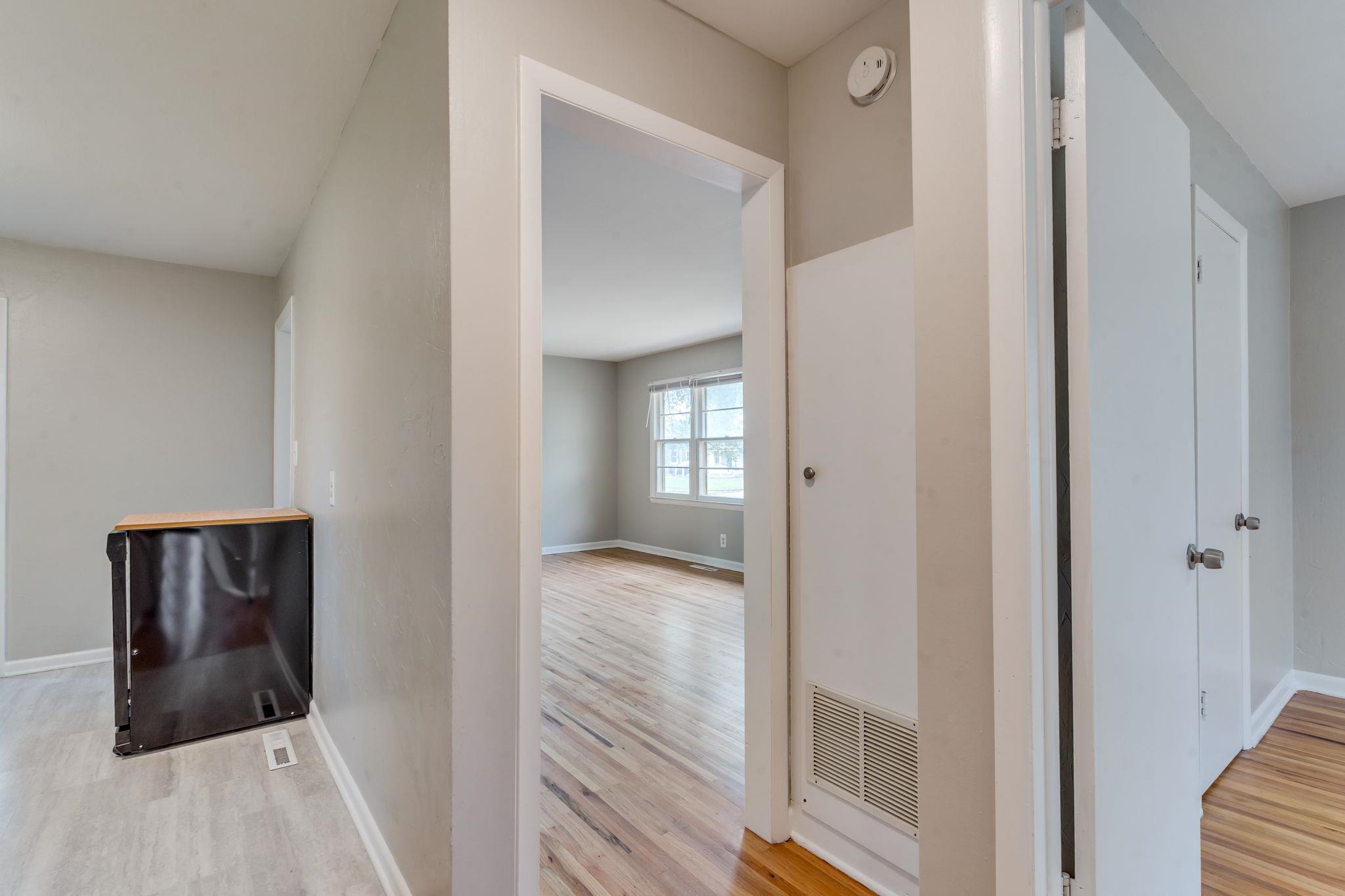 2427 S Everett St, Wichita, Virginia image 14