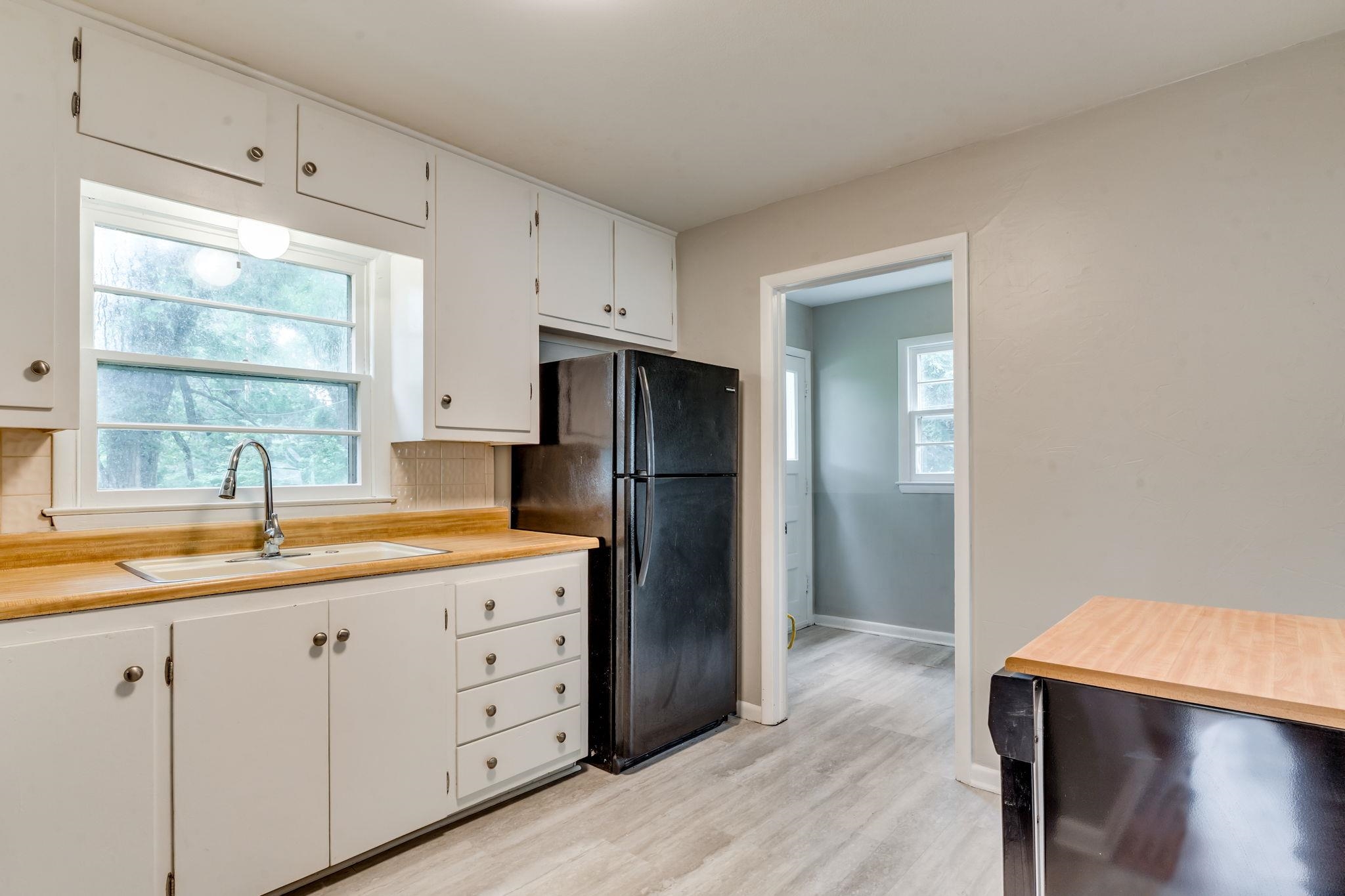2427 S Everett St, Wichita, Virginia image 9