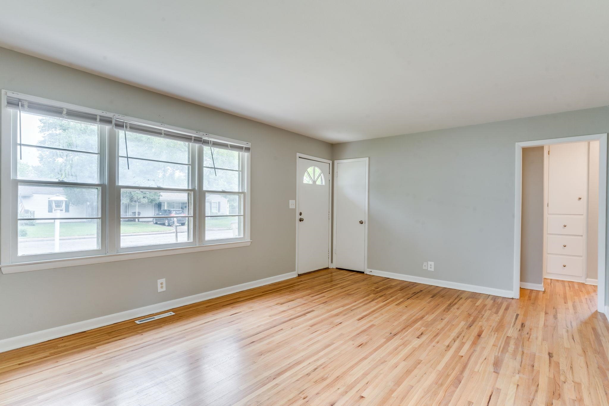 2427 S Everett St, Wichita, Virginia image 5