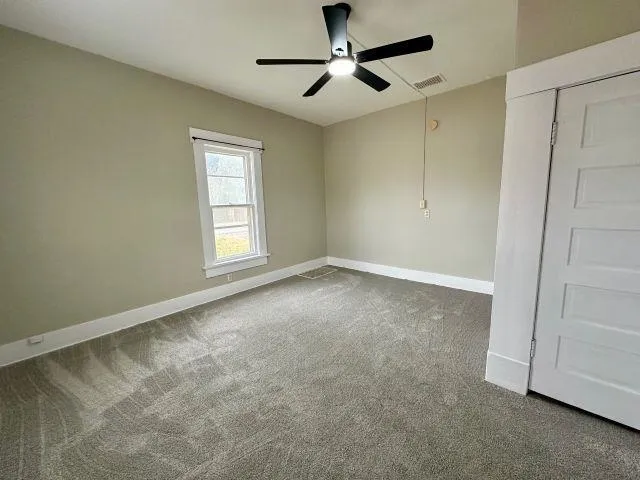 Newton, Kansas 67114, United States, 3 Bedrooms Bedrooms, ,2 BathroomsBathrooms,Residential,Active,228028