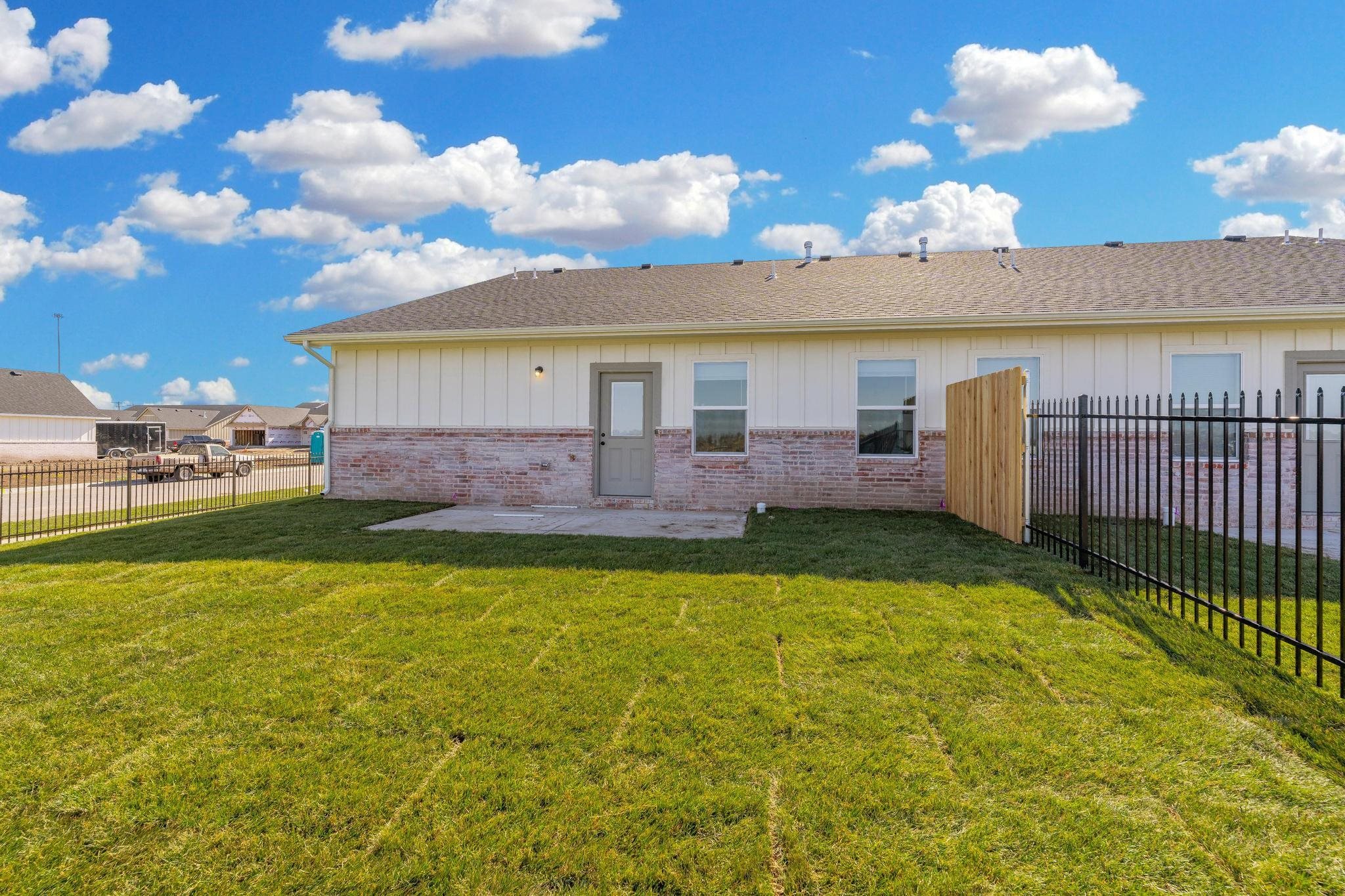 2334 S Spring Hill Ct, Goddard, Kansas image 33