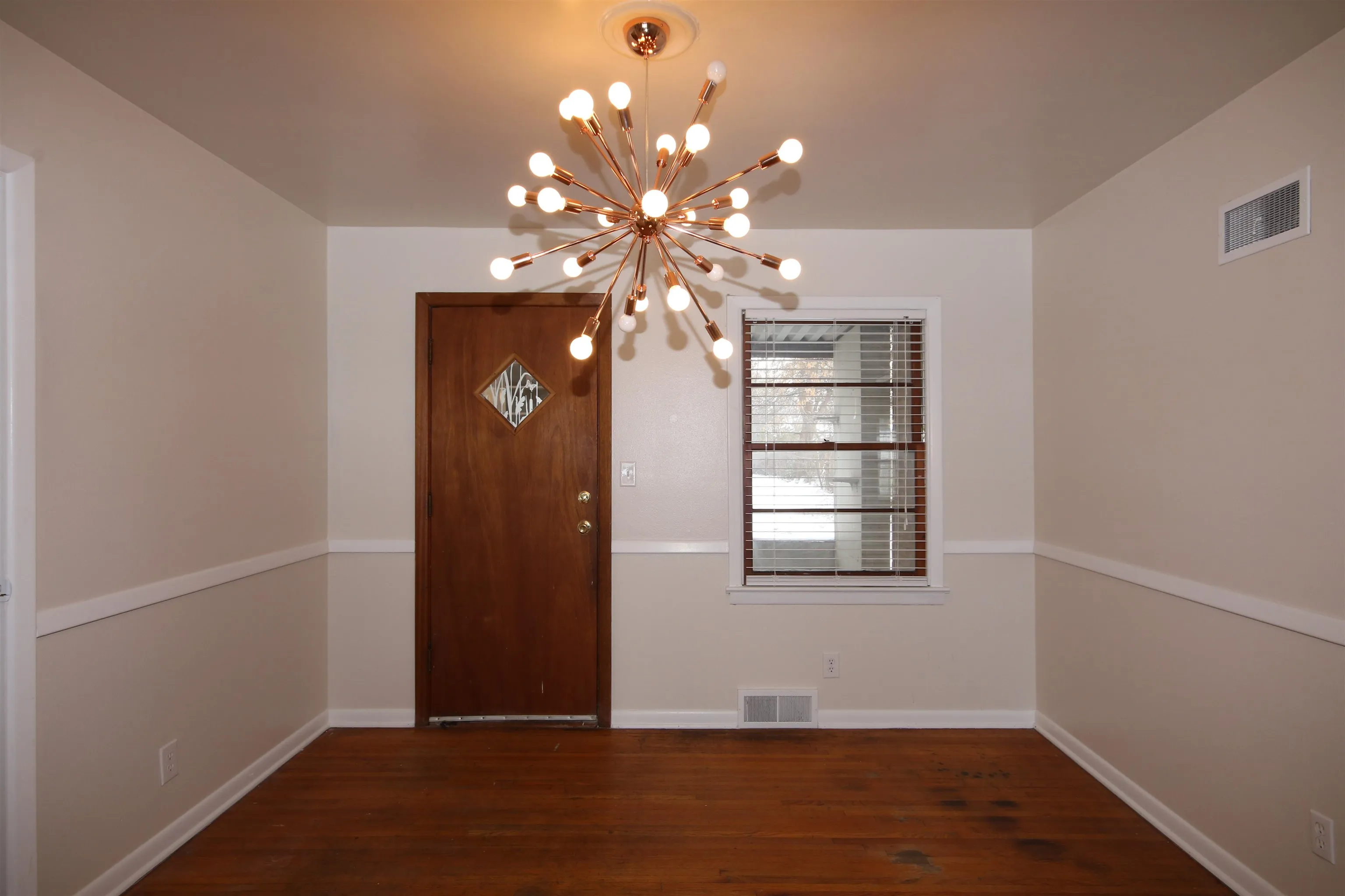 Wichita, Kansas 67218, United States, 3 Bedrooms Bedrooms, ,1 BathroomBathrooms,Residential,Active,170491