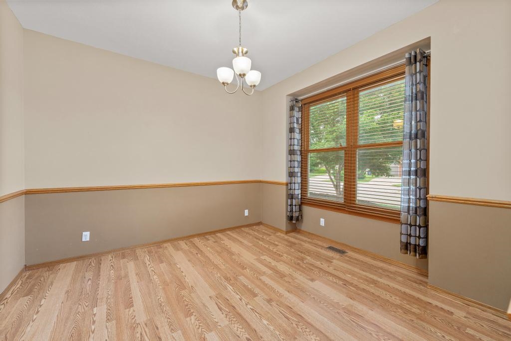 420 N Valley Stream Dr, Derby, Virginia image 9
