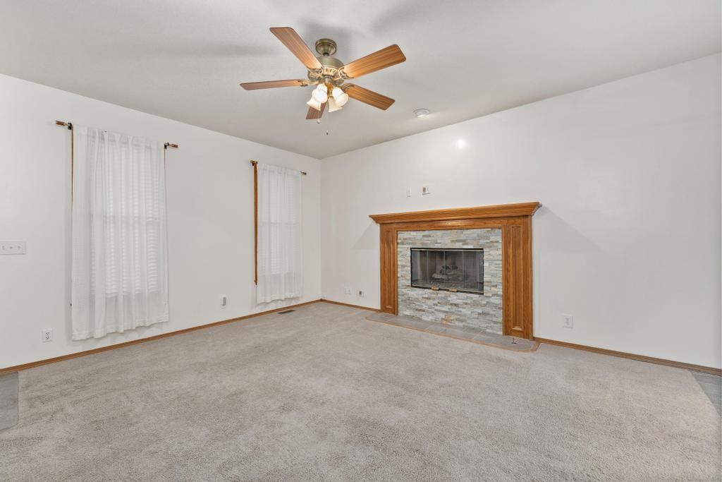 420 N Valley Stream Dr, Derby, Virginia image 7