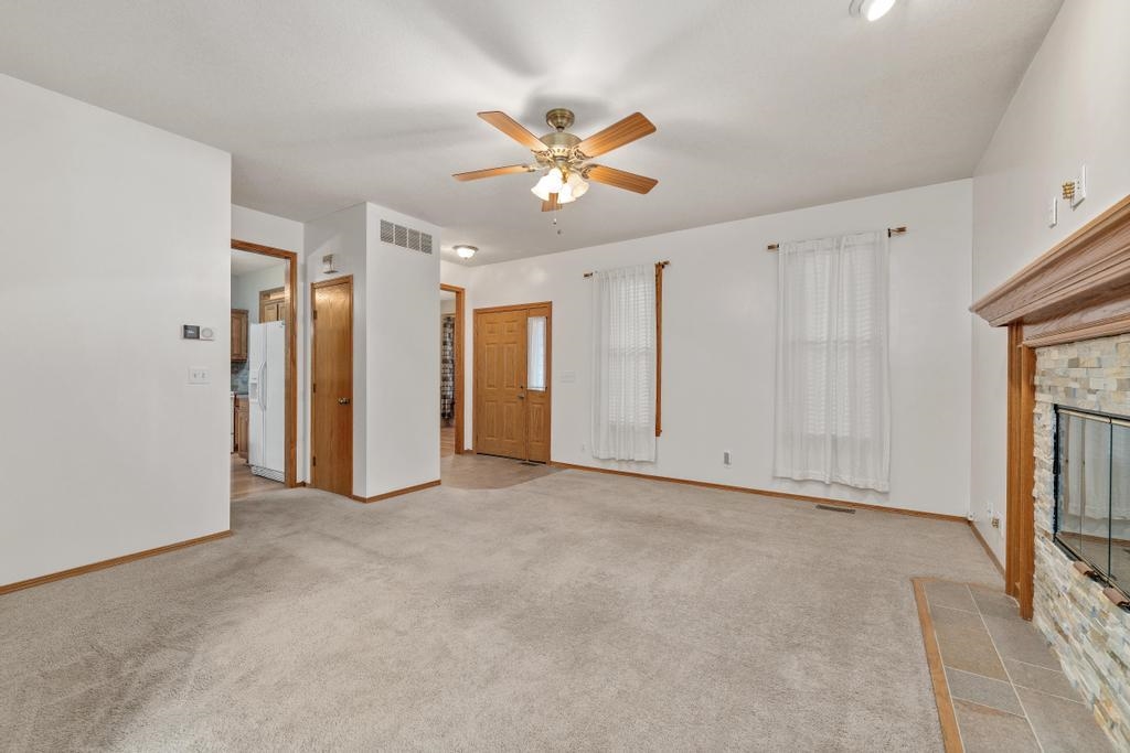 420 N Valley Stream Dr, Derby, Virginia image 6