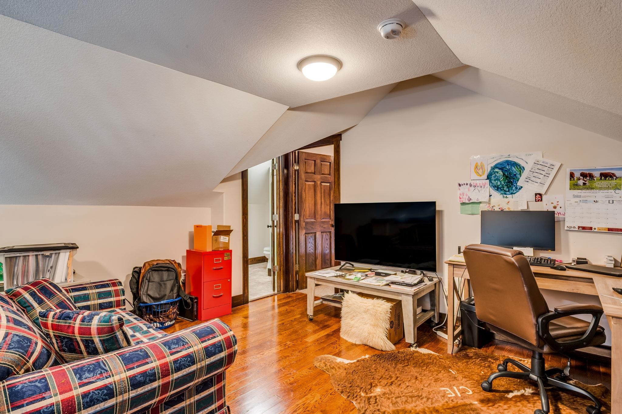 620 E 12th Ave, Winfield, Kansas image 25