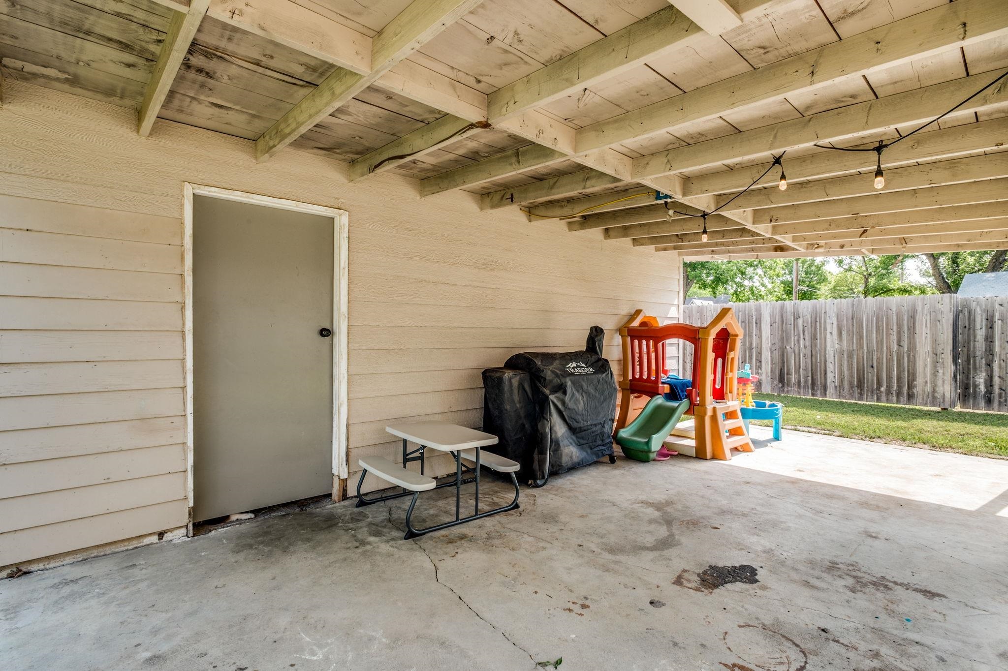 620 E 12th Ave, Winfield, Kansas image 33