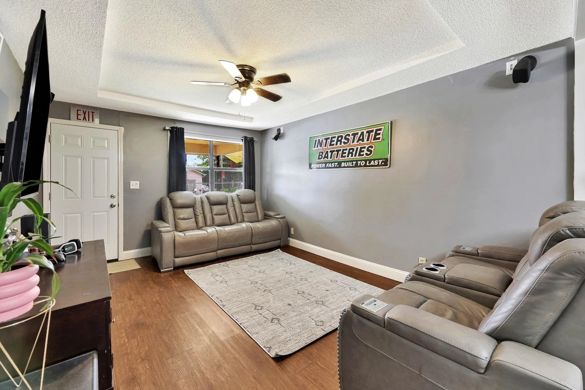 Sedgwick, Kansas 67135, United States, 3 Bedrooms Bedrooms, ,1 BathroomBathrooms,Residential,Active,53110
