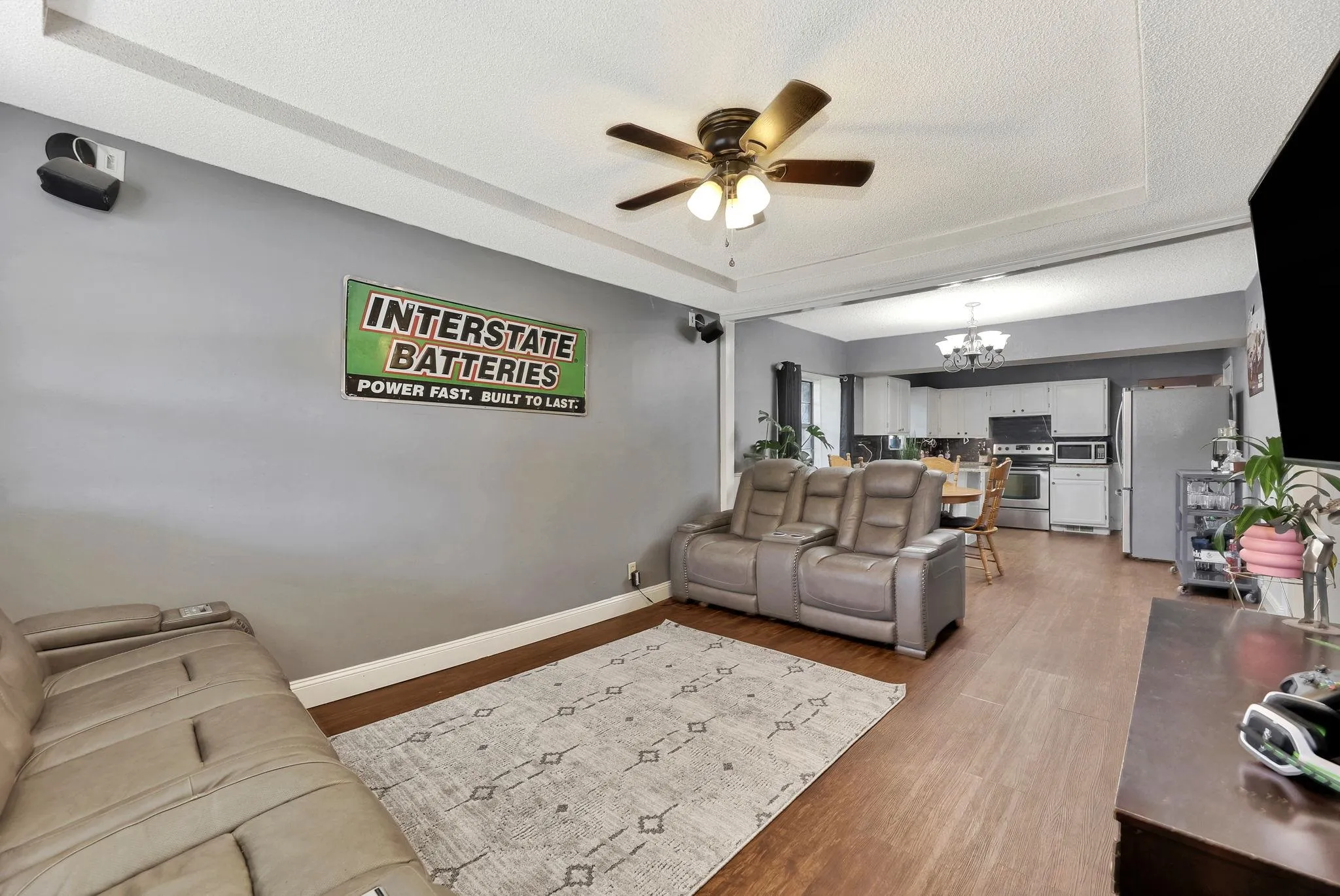 Sedgwick, Kansas 67135, United States, 3 Bedrooms Bedrooms, ,1 BathroomBathrooms,Residential,Active,53110