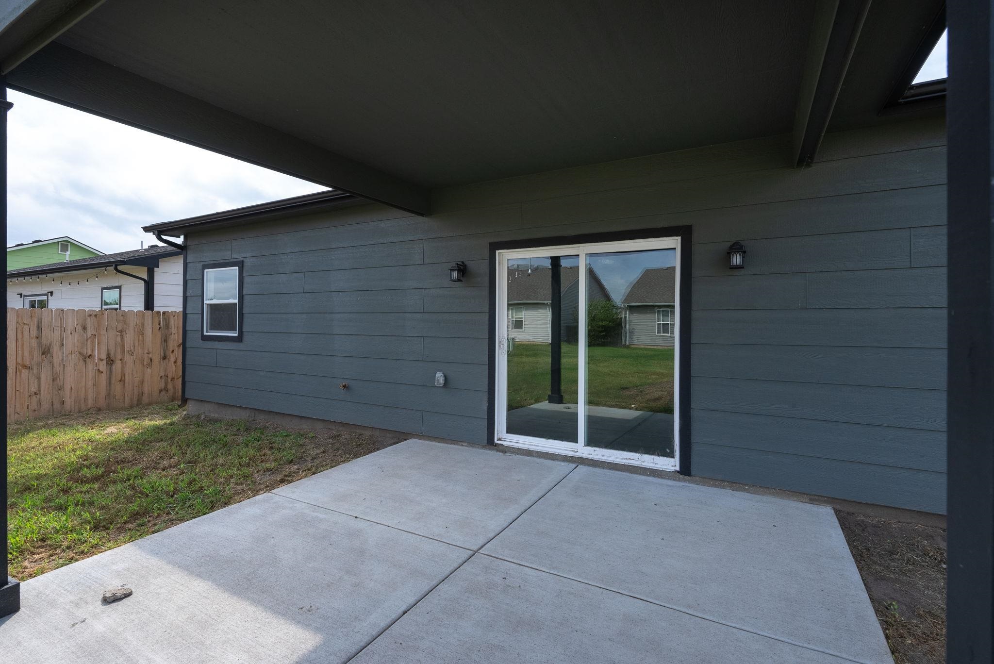 852 N Redbud Ct, Valley Center, Kansas image 24