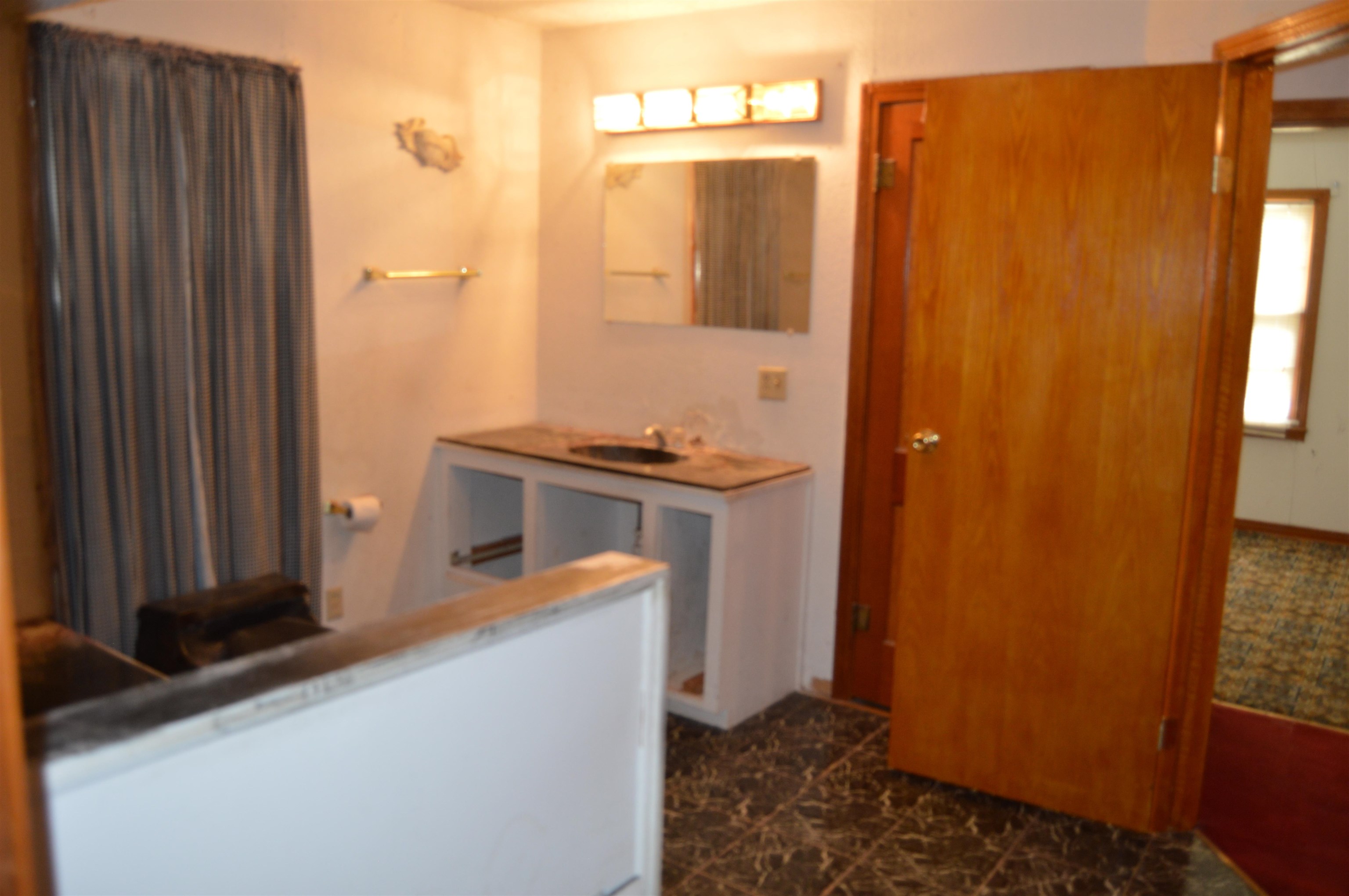 Wichita, Kansas 67213, United States, 2 Bedrooms Bedrooms, ,2 BathroomsBathrooms,Residential,Pending,68602