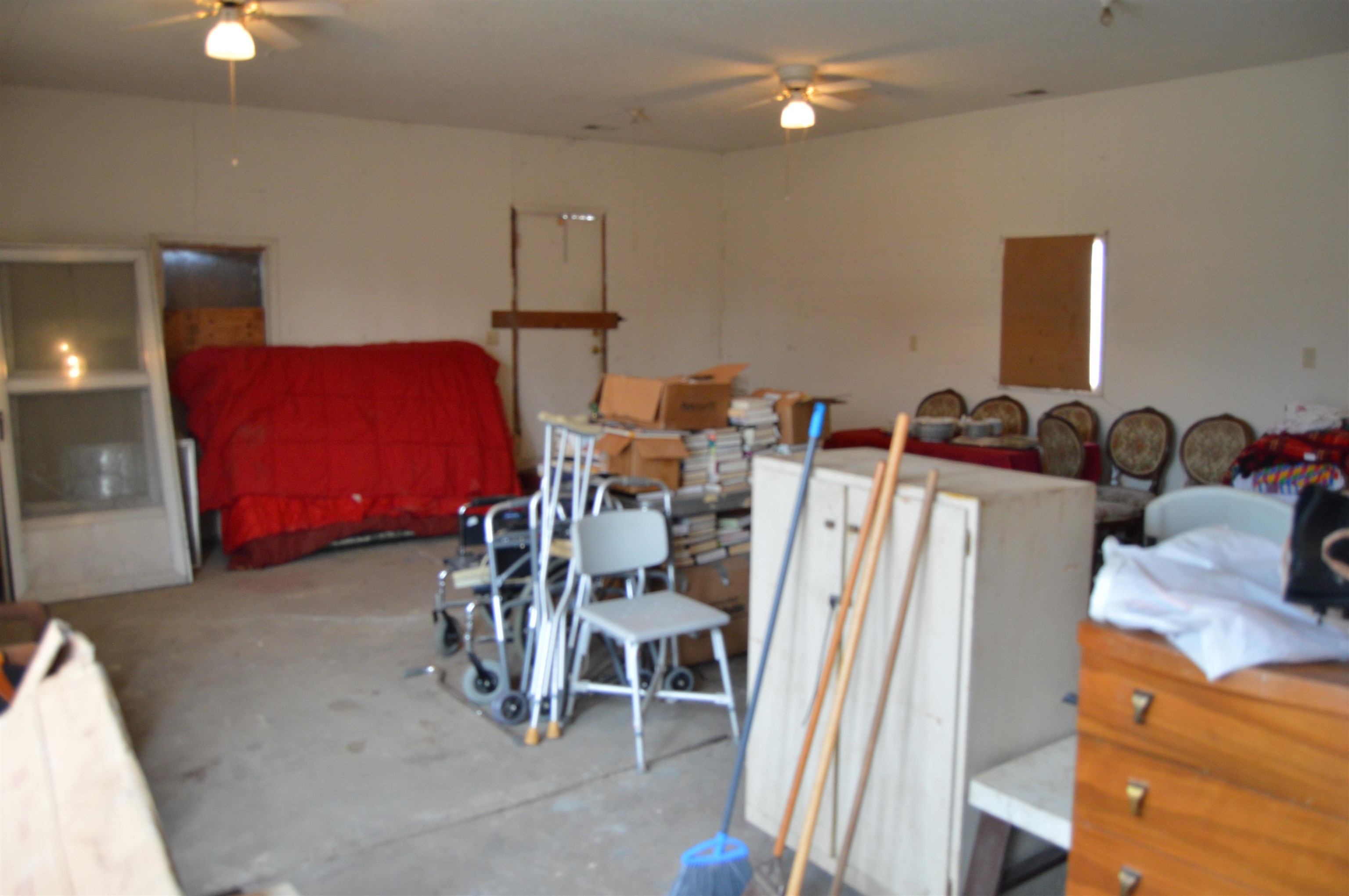 Wichita, Kansas 67213, United States, 2 Bedrooms Bedrooms, ,2 BathroomsBathrooms,Residential,Pending,68602