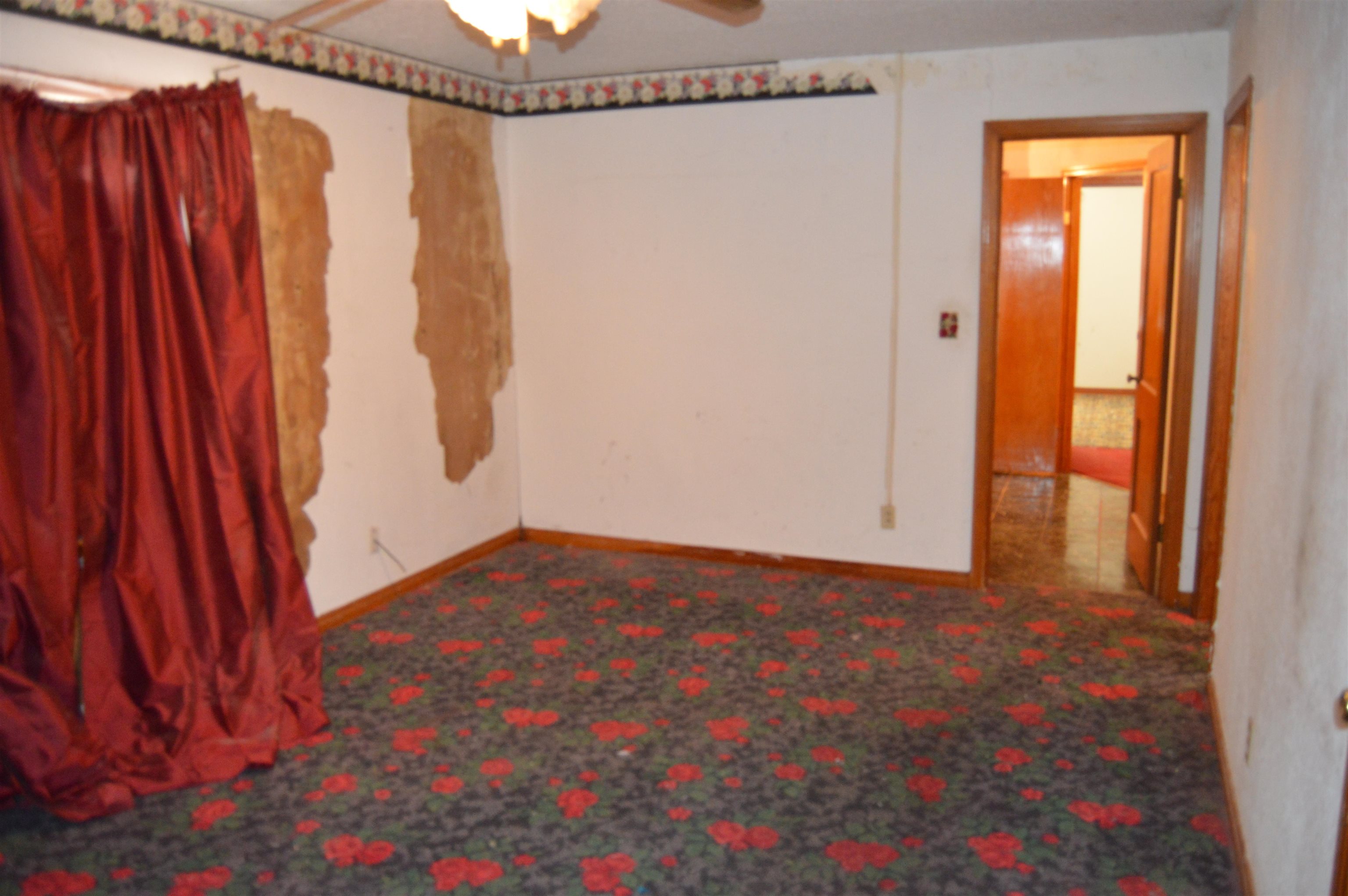 Wichita, Kansas 67213, United States, 2 Bedrooms Bedrooms, ,2 BathroomsBathrooms,Residential,Pending,68602
