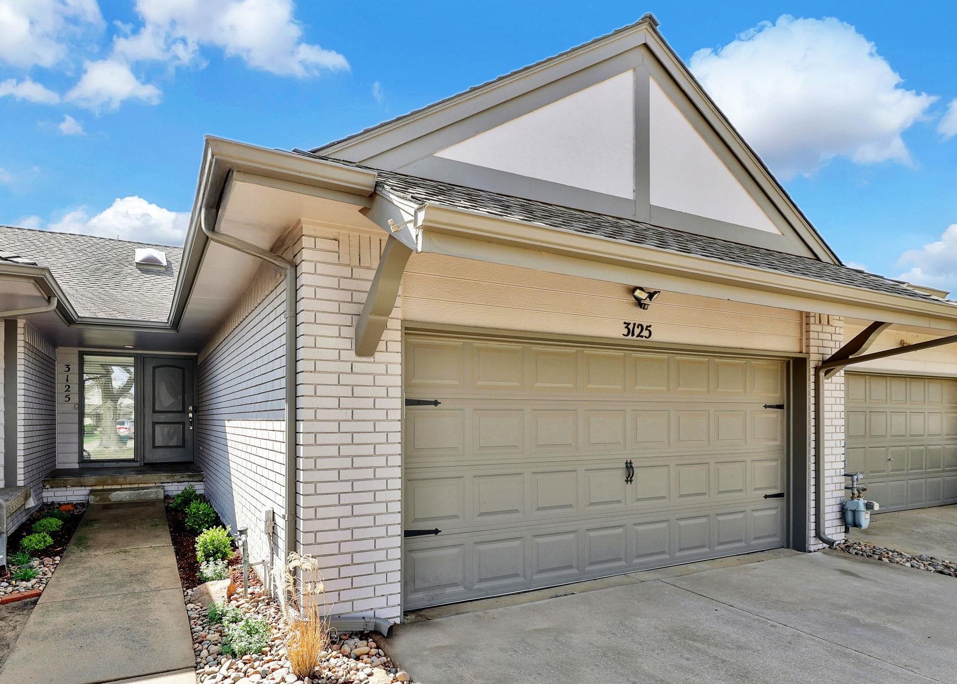 3125 W Keywest Ct, Wichita, Kansas image 1