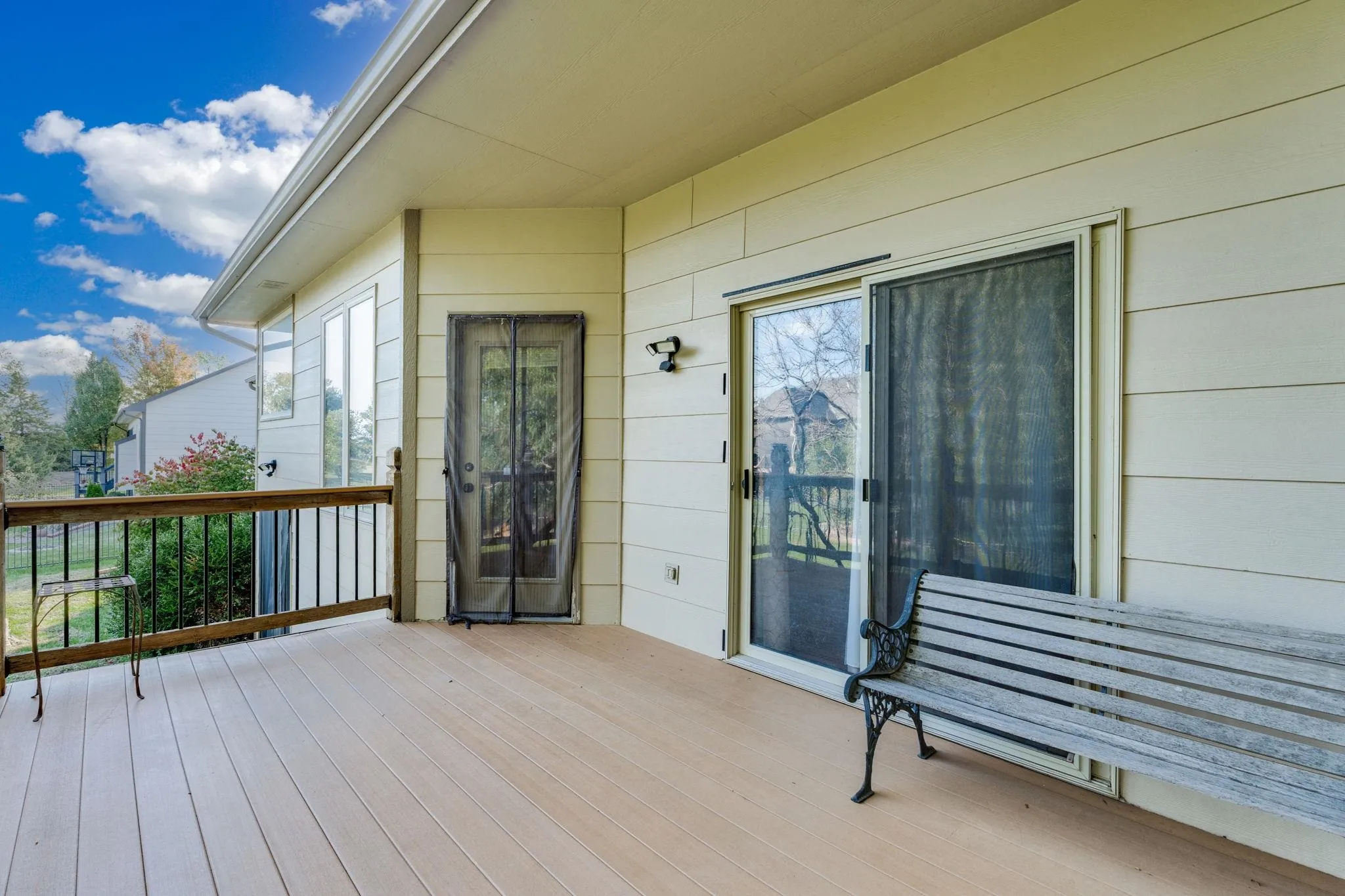 Andover, Kansas 67002, United States, 3 Bedrooms Bedrooms, ,2 BathroomsBathrooms,Residential,Active,246063