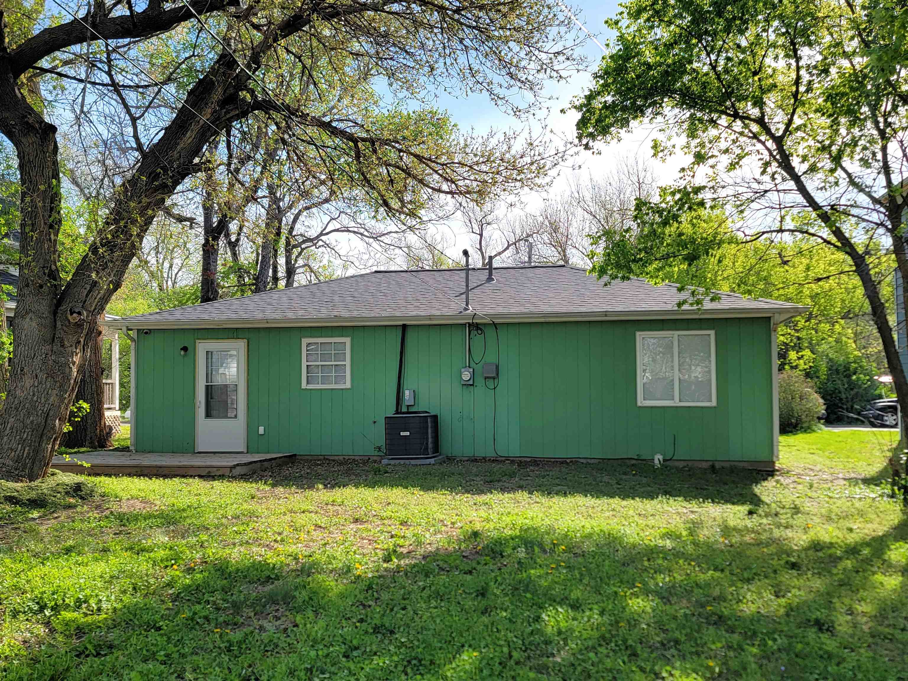 219 N Front St, Salina, Kansas image 14