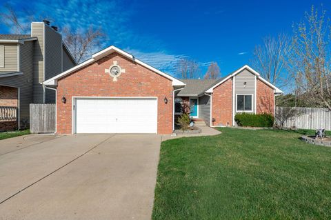 Homes For Sale - 2133 N Parkdale St<br/> Sedgwick County, Wichita, KS 67212