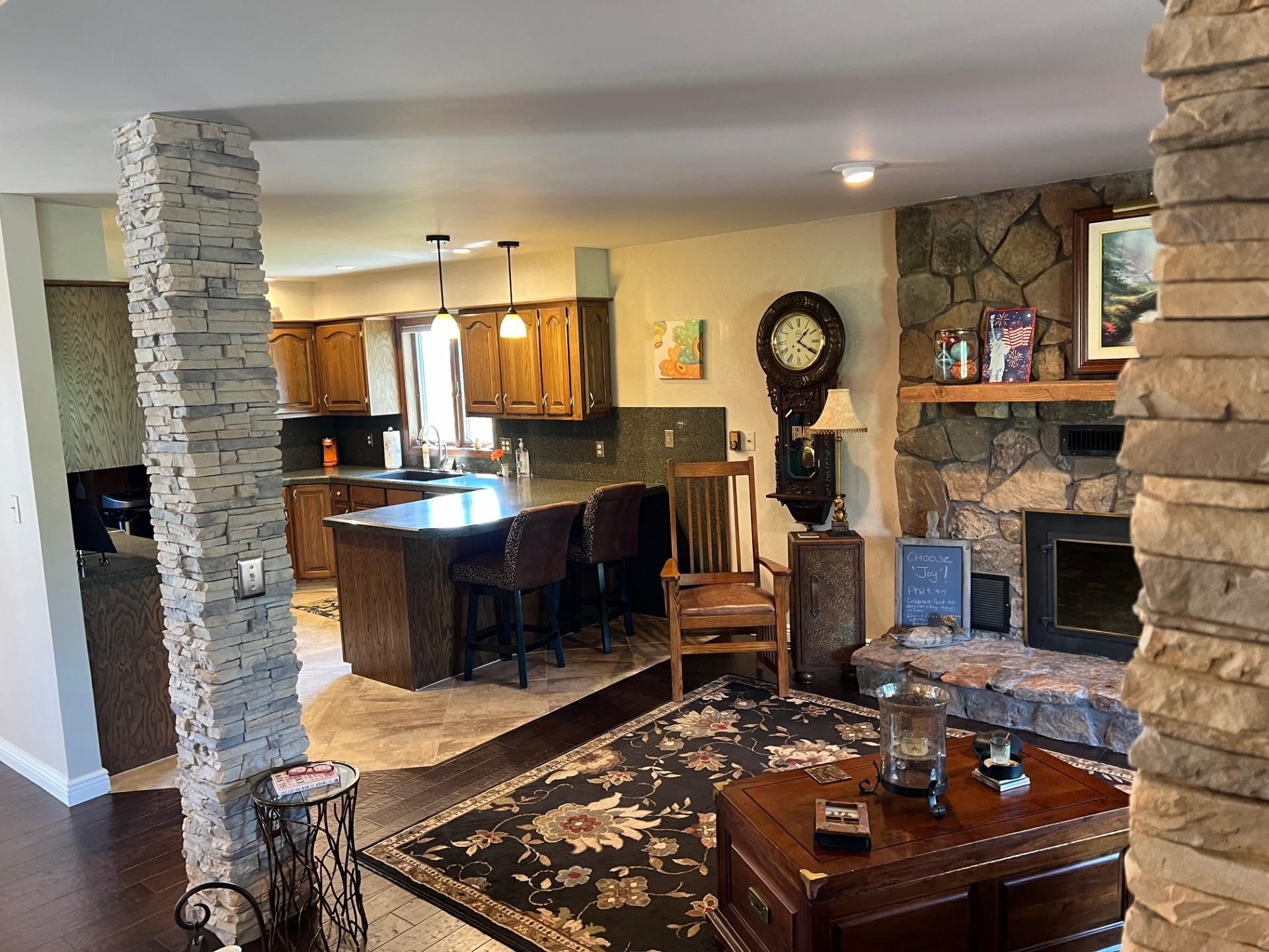 715 S Harvey Ave, Burrton, Virginia image 17
