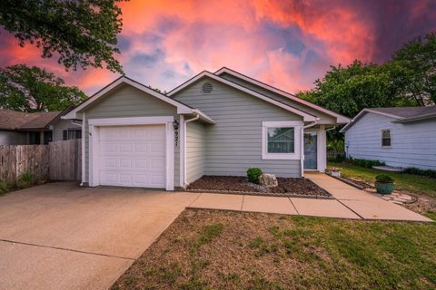 Homes For Sale - 921 E 52nd St S St<br/> Sedgwick County, Wichita, KS 67216