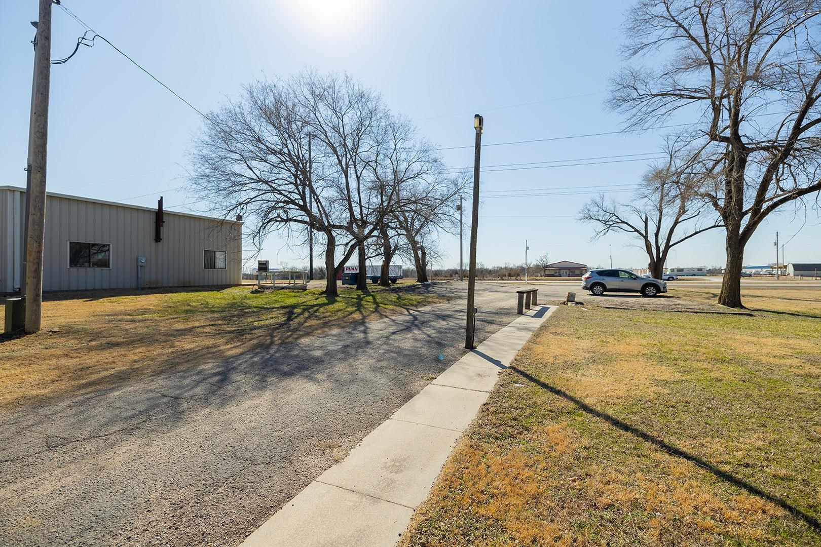 3022 E Highway 54, Andover, Kansas image 33