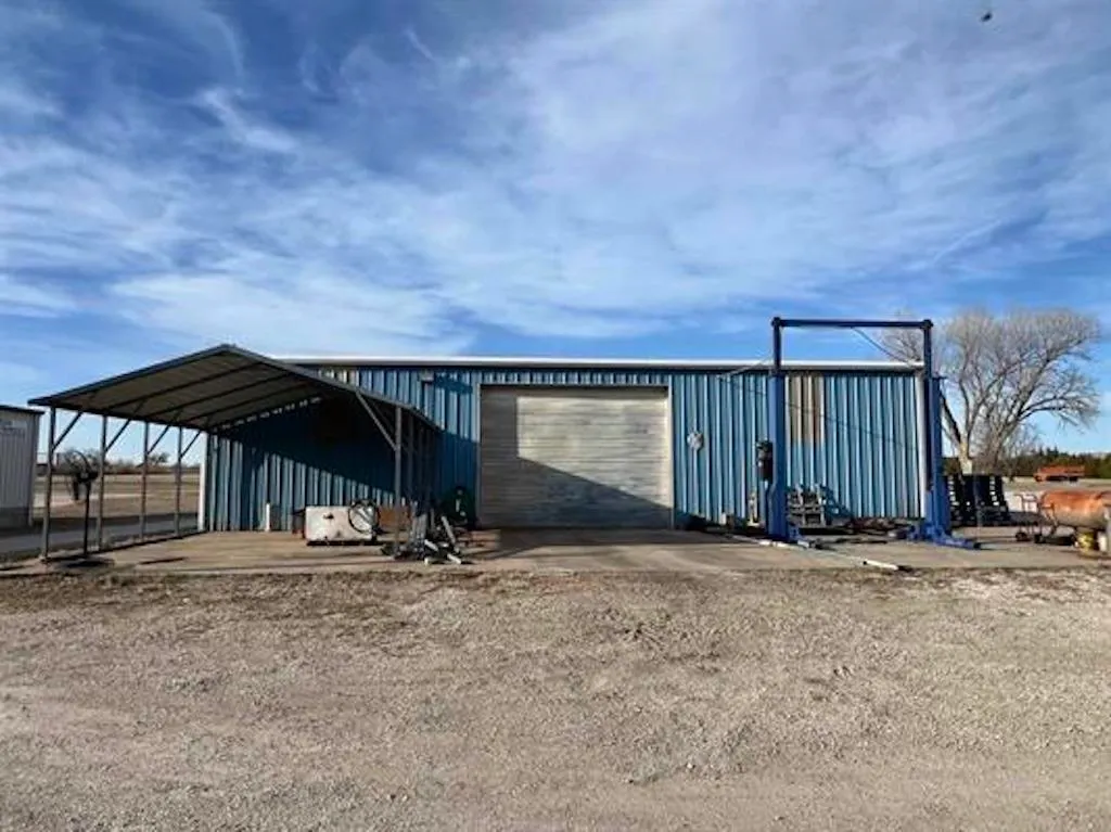 Winfield, Kansas 67156, United States, ,Commercial,Active,147154 Winfield, Kansas 67156, United States, ,Commercial,Active,147154