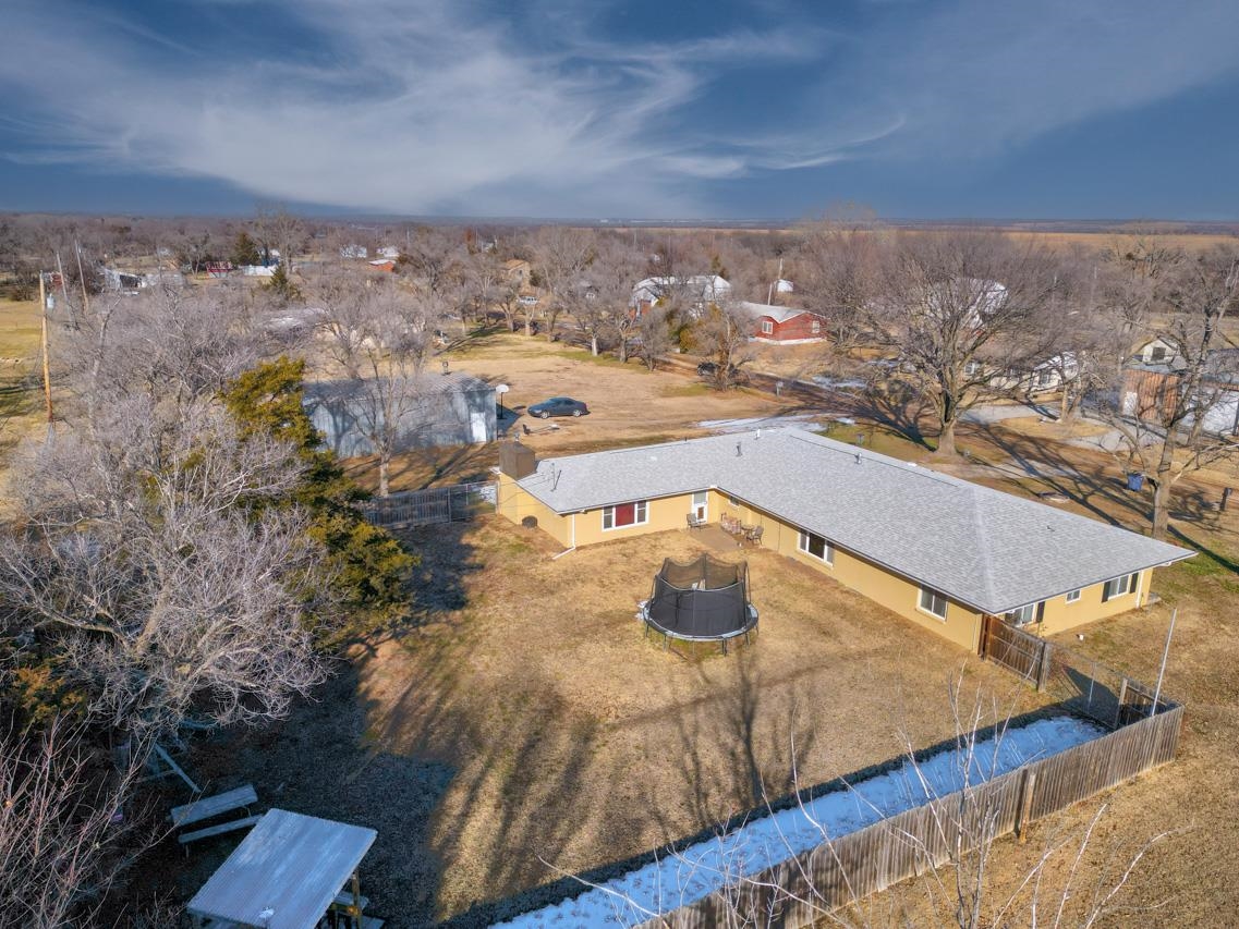 21189 Curtis Ave, Winfield, Kansas image 9