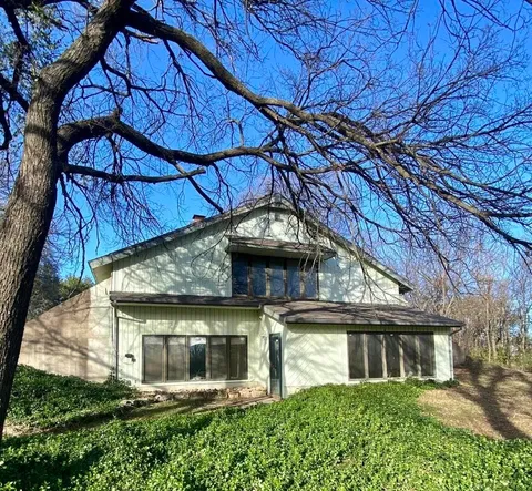 8730 S Knight St, Haysville, KS MLS: 647803