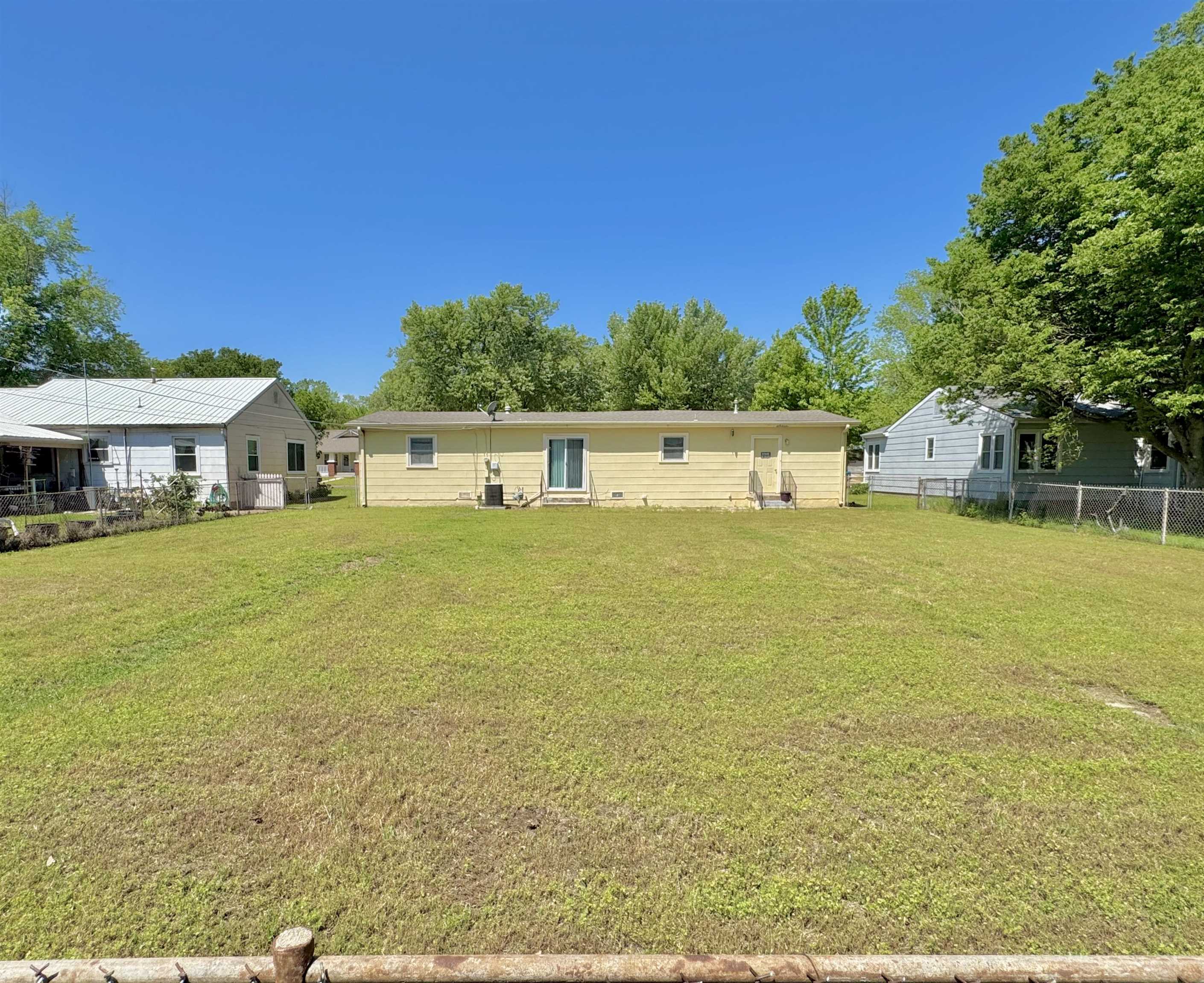1018 N B St, Arkansas City, Kansas image 22