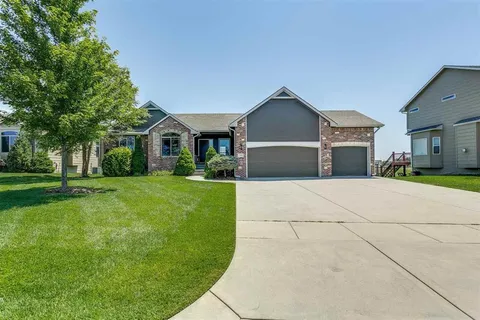 15401 E Camden Chase, Wichita, KS MLS: 654667