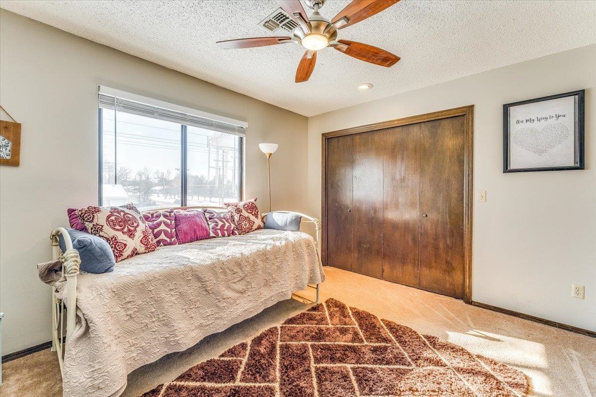 Derby, Kansas 67037, United States, 2 Bedrooms Bedrooms, ,2 BathroomsBathrooms,Residential,Pending,68432