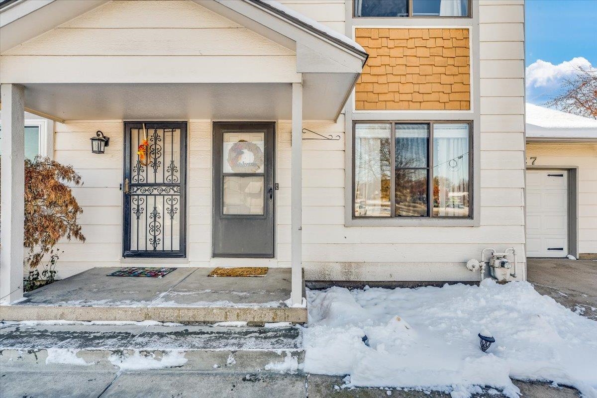 Derby, Kansas 67037, United States, 2 Bedrooms Bedrooms, ,2 BathroomsBathrooms,Residential,Pending,68432