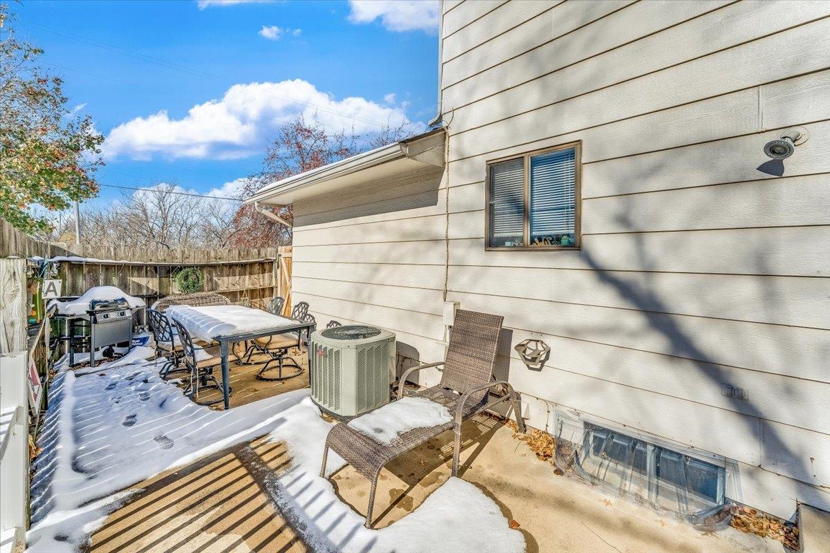 Derby, Kansas 67037, United States, 2 Bedrooms Bedrooms, ,2 BathroomsBathrooms,Residential,Pending,68432