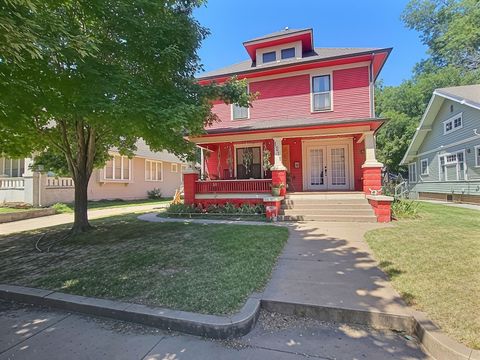Homes For Sale - 1211 N Larimer Avenue<br/> Wichita, KS 67203
