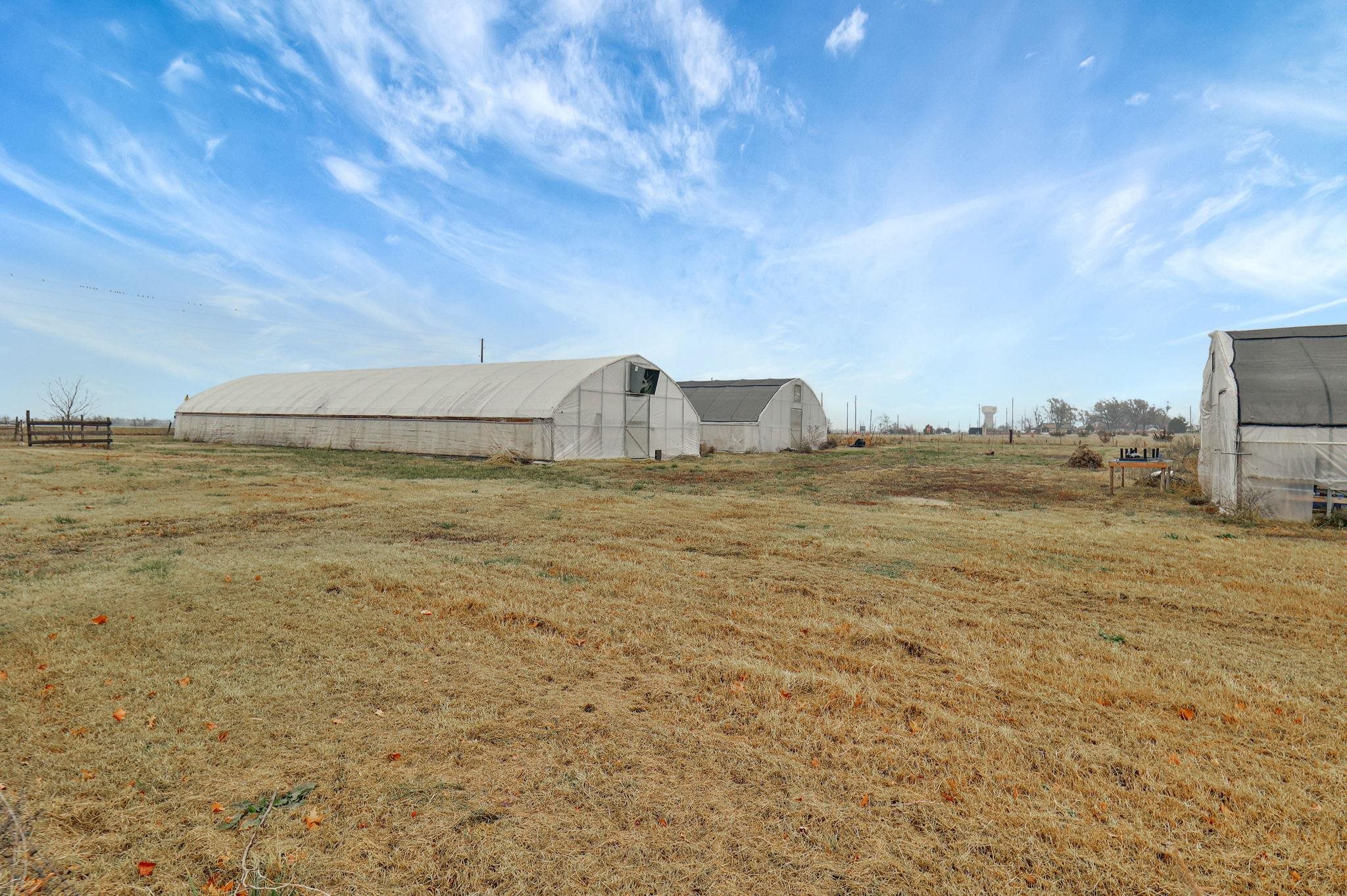 Valley Center, Kansas 67147, United States, 4 Bedrooms Bedrooms, ,3 BathroomsBathrooms,Residential,Pending,67286