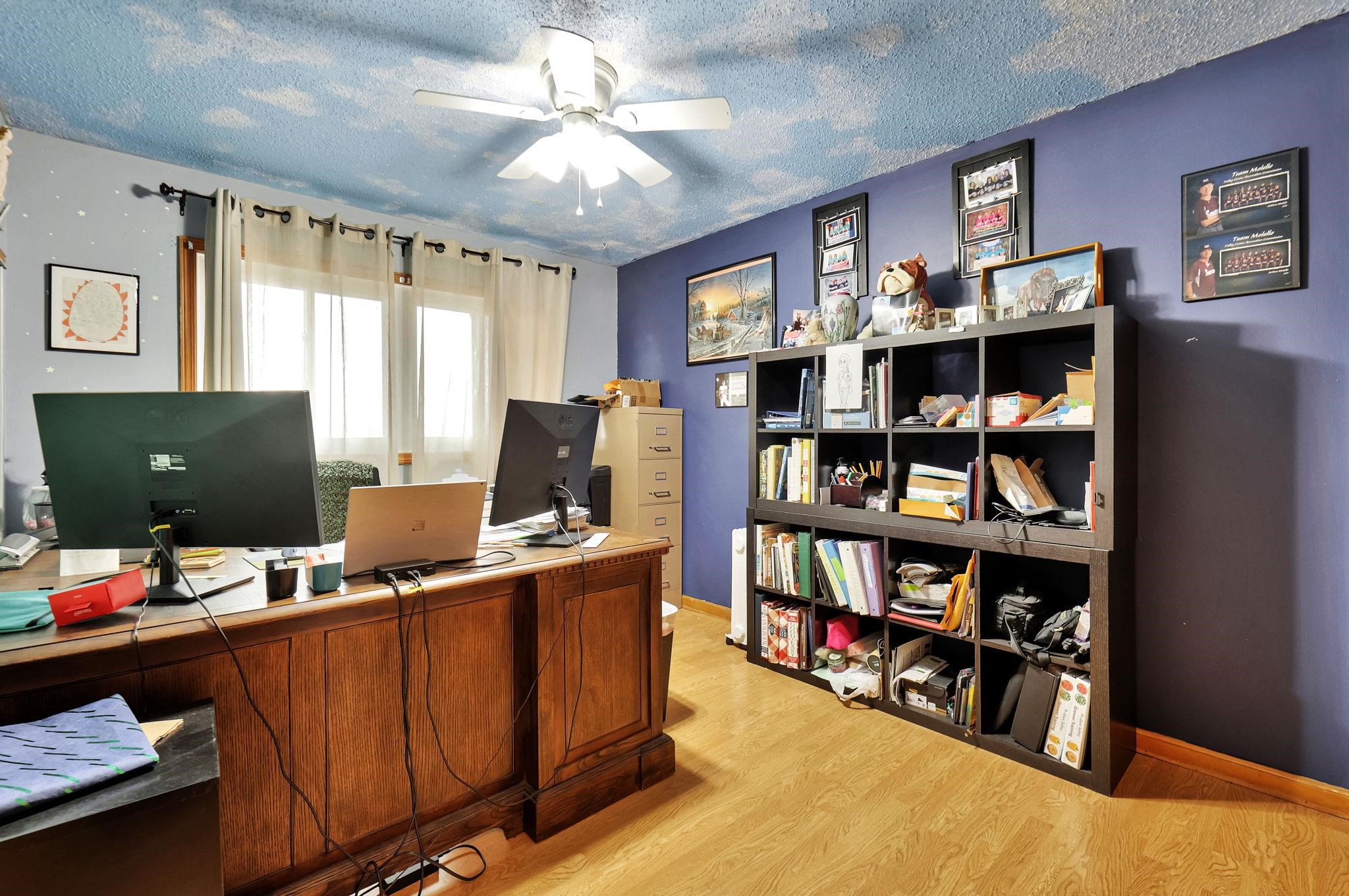 Valley Center, Kansas 67147, United States, 4 Bedrooms Bedrooms, ,3 BathroomsBathrooms,Residential,Pending,67286