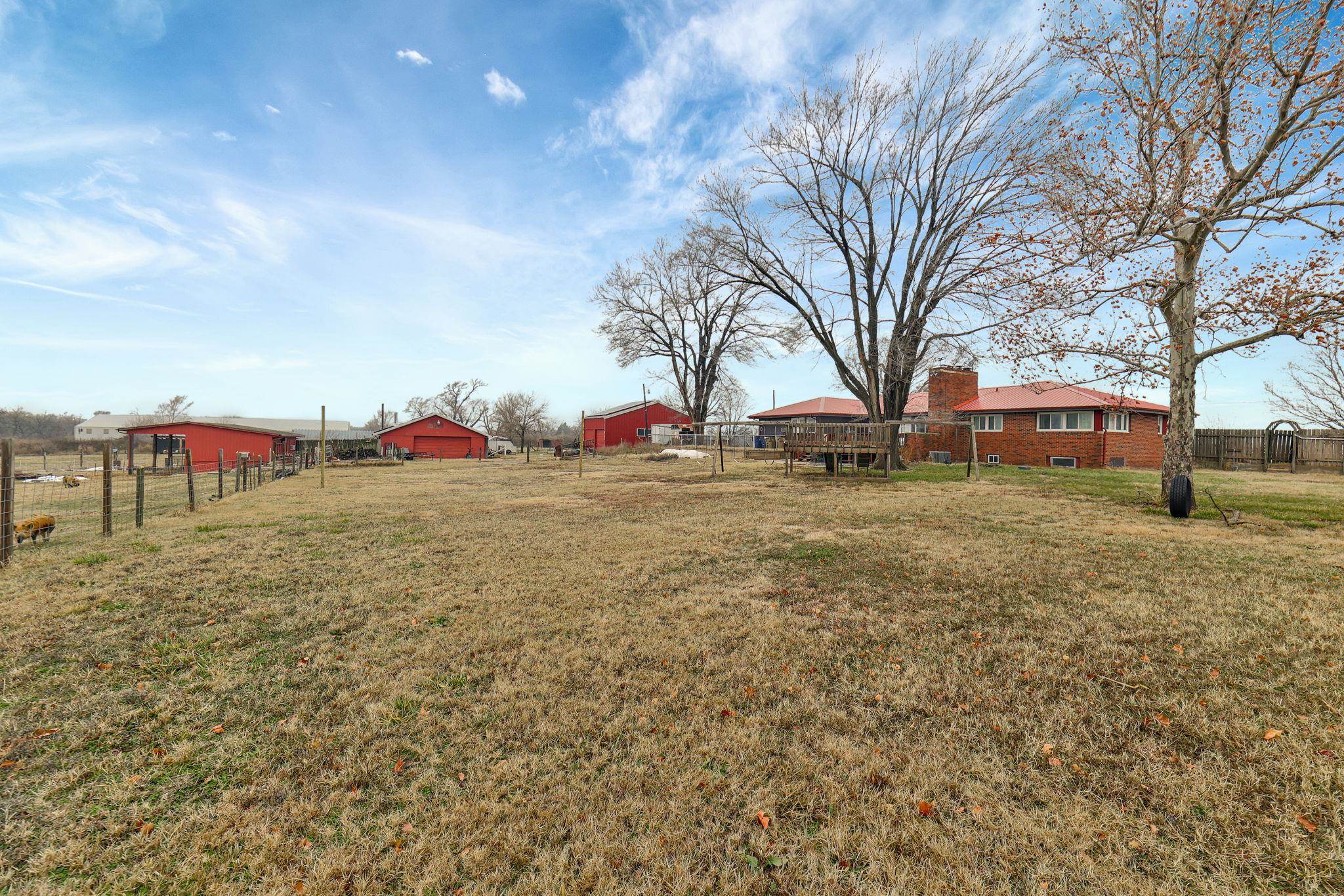 Valley Center, Kansas 67147, United States, 4 Bedrooms Bedrooms, ,3 BathroomsBathrooms,Residential,Pending,67286