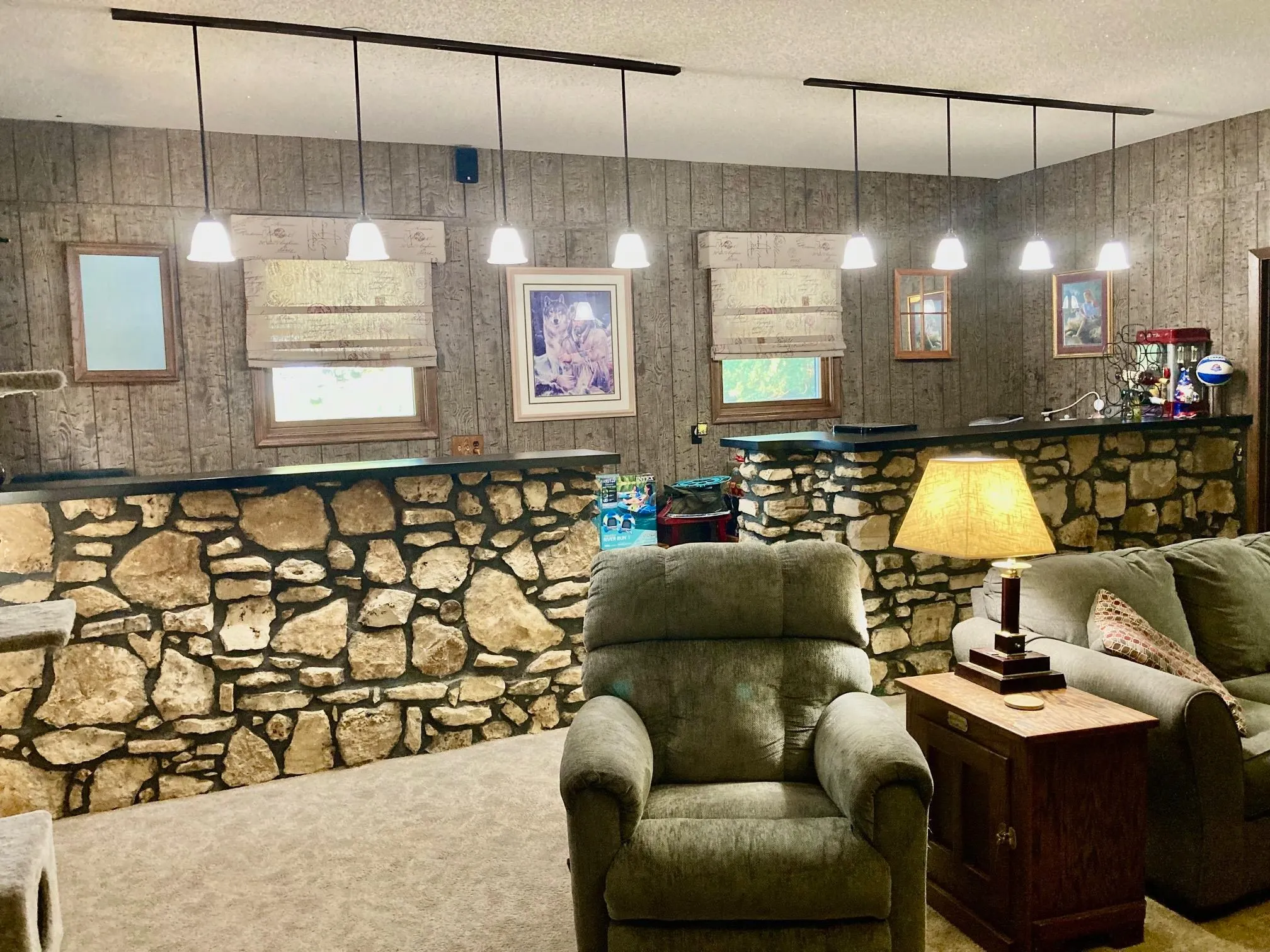 Cheney, Kansas 67025, United States, 5 Bedrooms Bedrooms, ,3 BathroomsBathrooms,Residential,Pending,37848