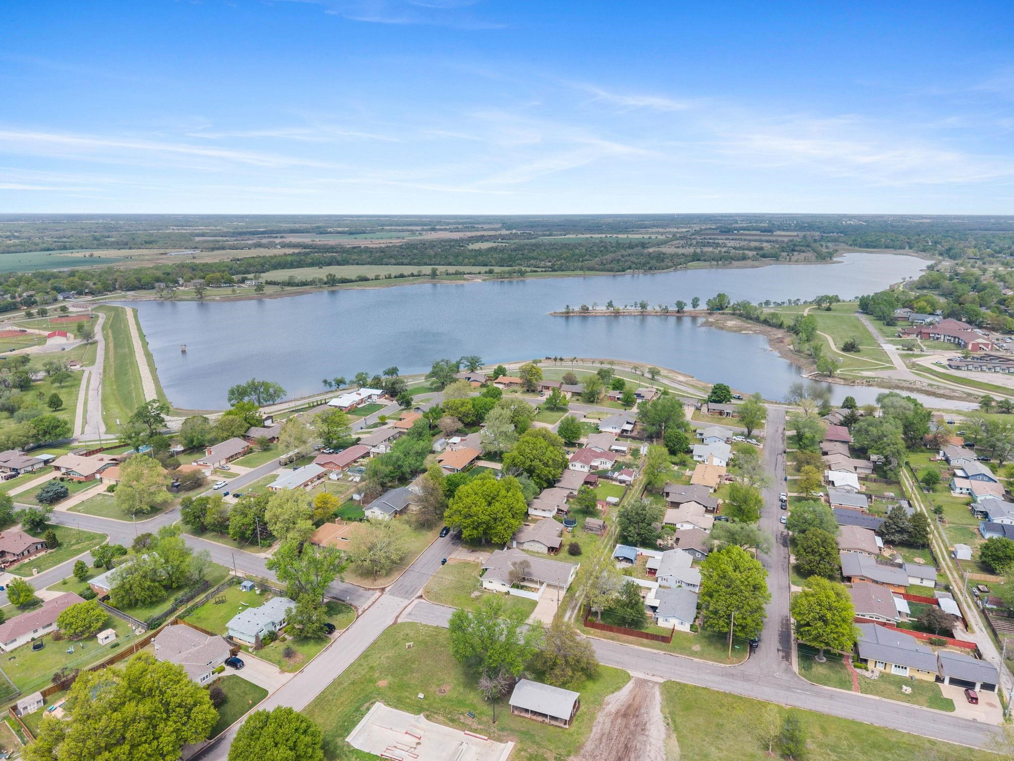 124 E Kelly Ave, Augusta, Kansas image 25