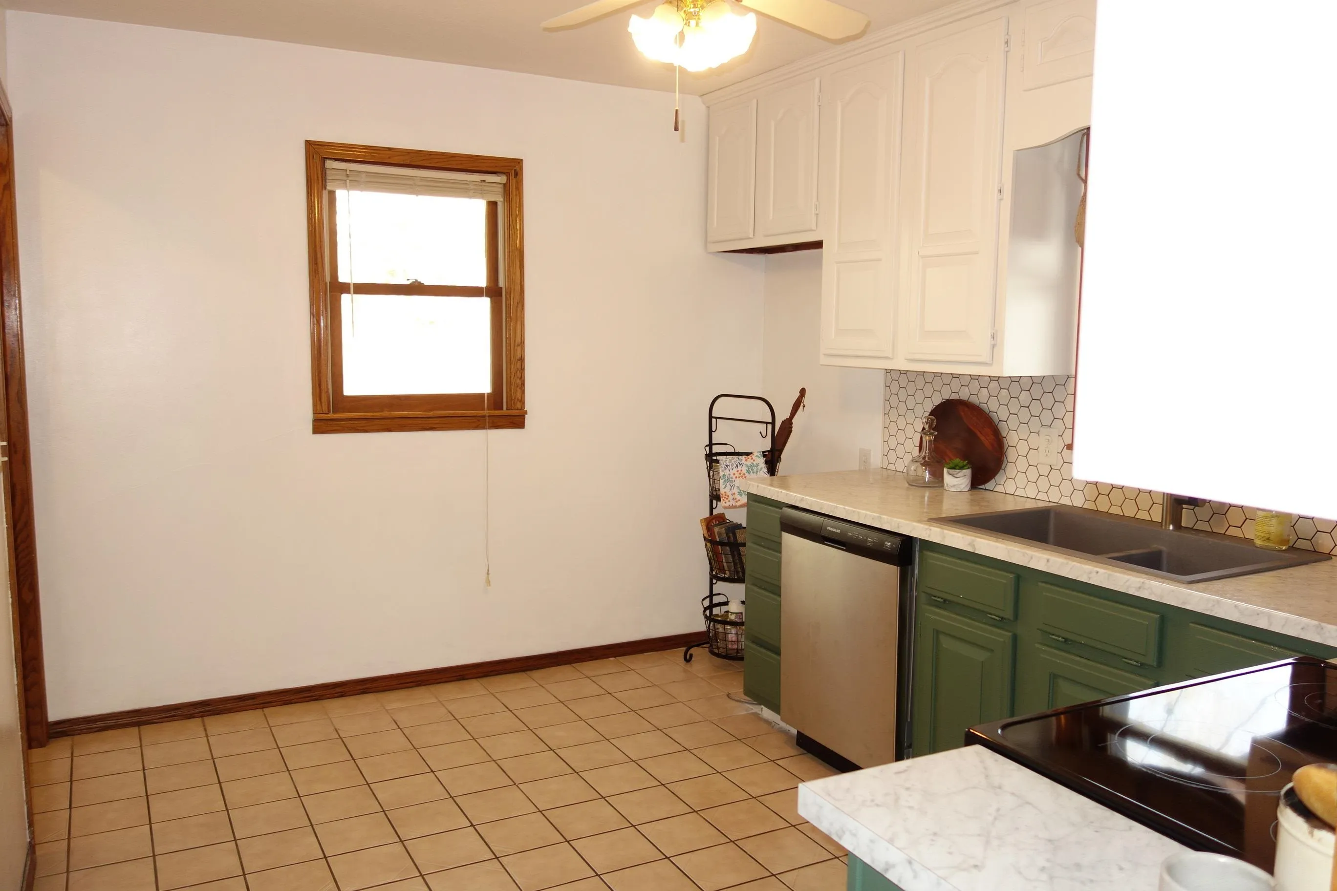 Wichita, Kansas 67218, United States, 2 Bedrooms Bedrooms, ,2 BathroomsBathrooms,Residential,Active,96218