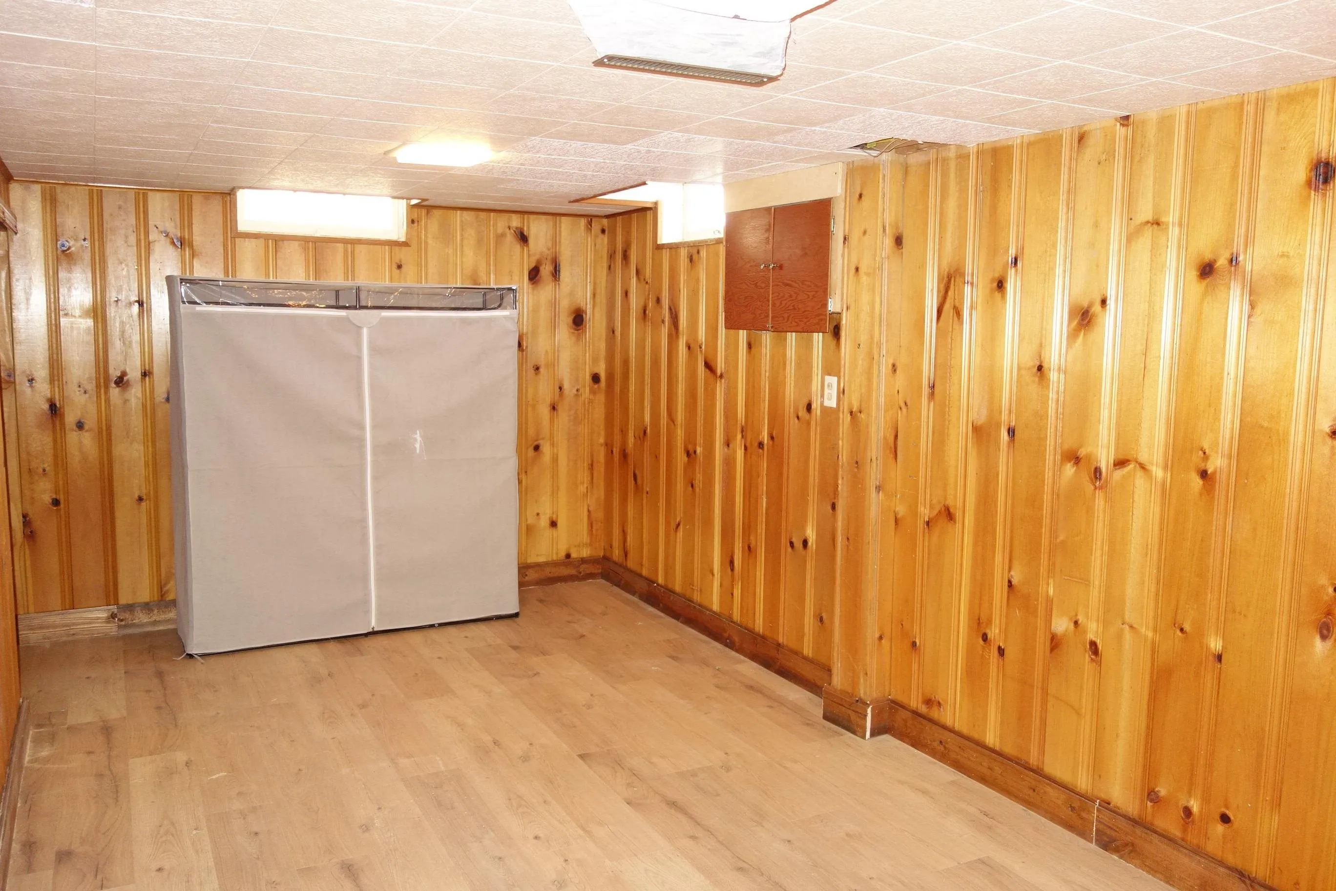 Wichita, Kansas 67218, United States, 2 Bedrooms Bedrooms, ,2 BathroomsBathrooms,Residential,Active,96218